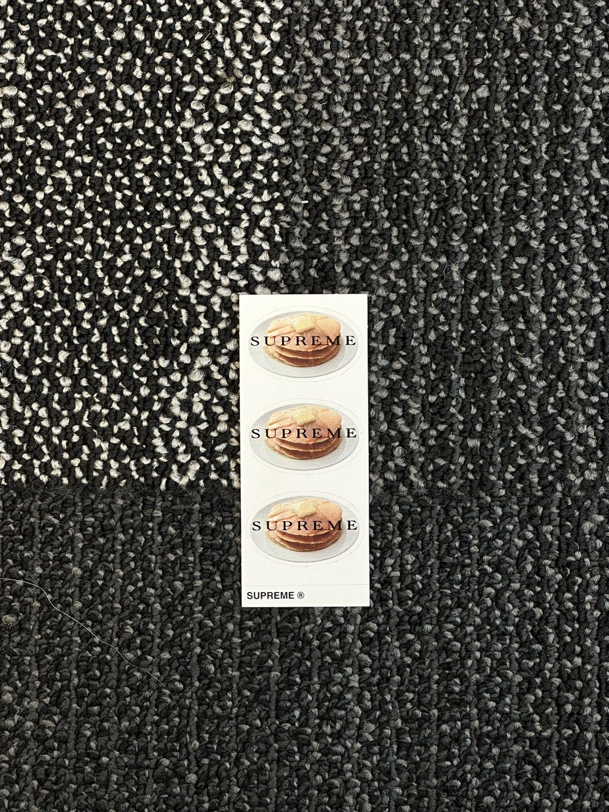 Supreme Supreme Pancakes Sticker Size ONE SIZE - 1 Preview