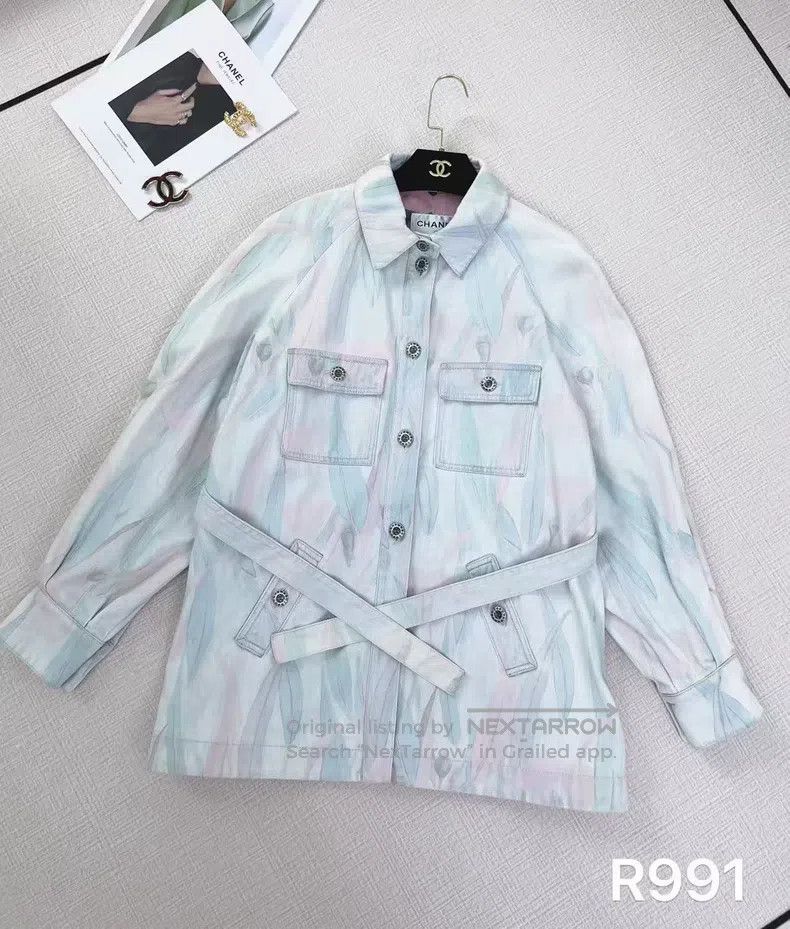 Chanel Chanel Holiday series tie-dyed washed denim jacket Size XS / US 0-2 / IT 36-38 - 1 Thumbnail