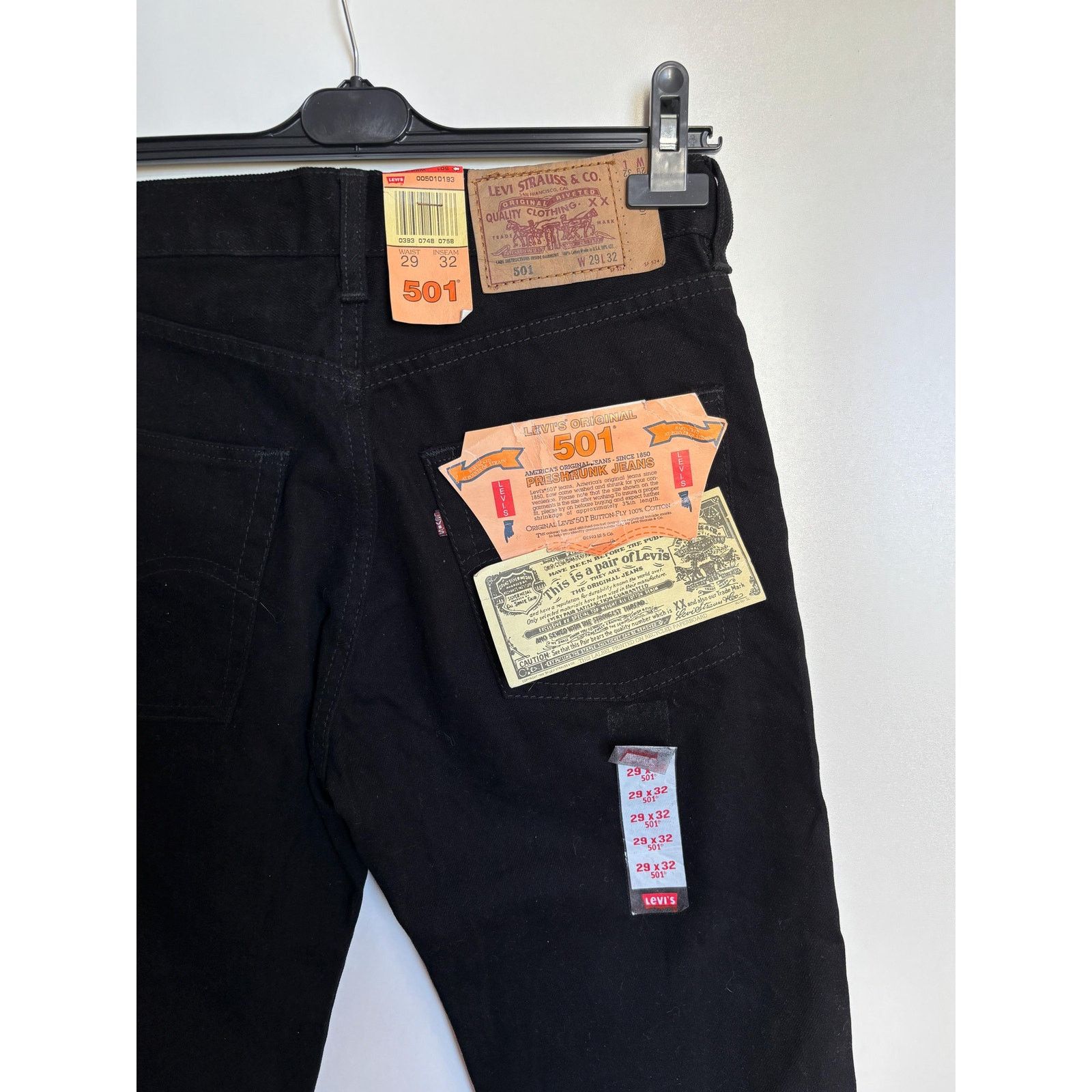 Japanese Brand × Levi's × Levi's Vintage Clothing Deadstock Levi's 501-0114 USA W29 L32 Black 90s Raw Denim Size US 29 - 1 Thumbnail