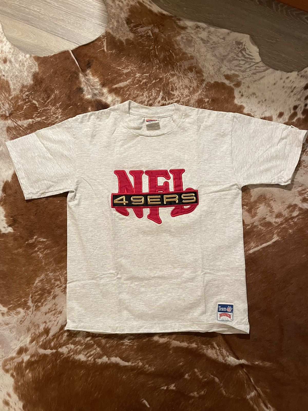 90s Vintage 49ers Embroidered NFL Tee