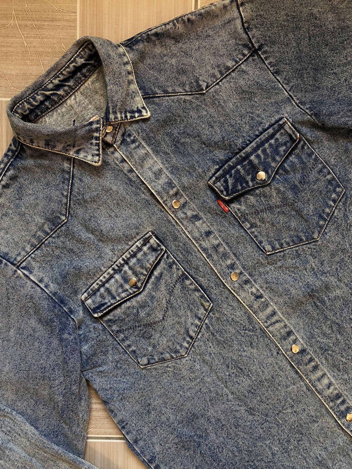 Levi's × Levi's Vintage Clothing × Vintage VINTAGE ACID WASH LEVIS DENIM CHAMRAY Size US M / EU 48-50 / 2 - 2 Thumbnail