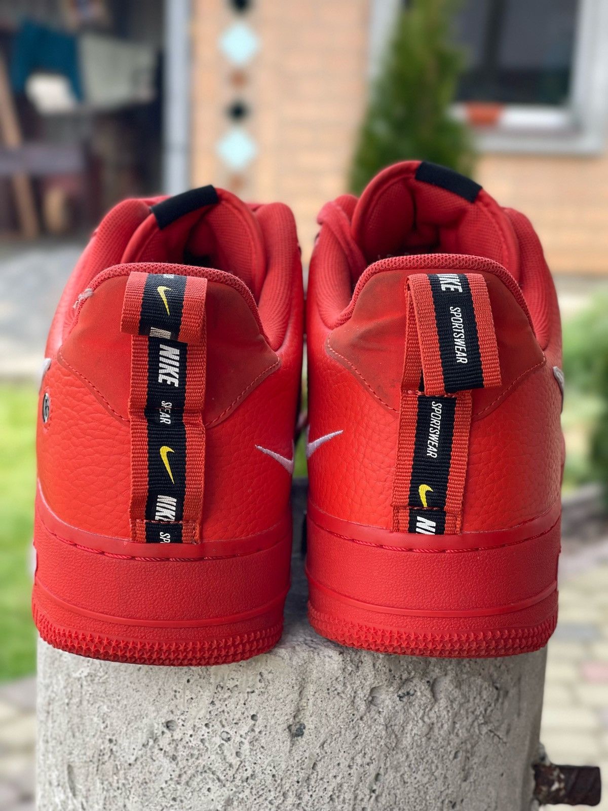 Nike NIKE AIR FORCE 1 '07 LV8 UTILITY OVERBRANDING SIZE US 11 Size US 11 / EU 44 - 9 Thumbnail