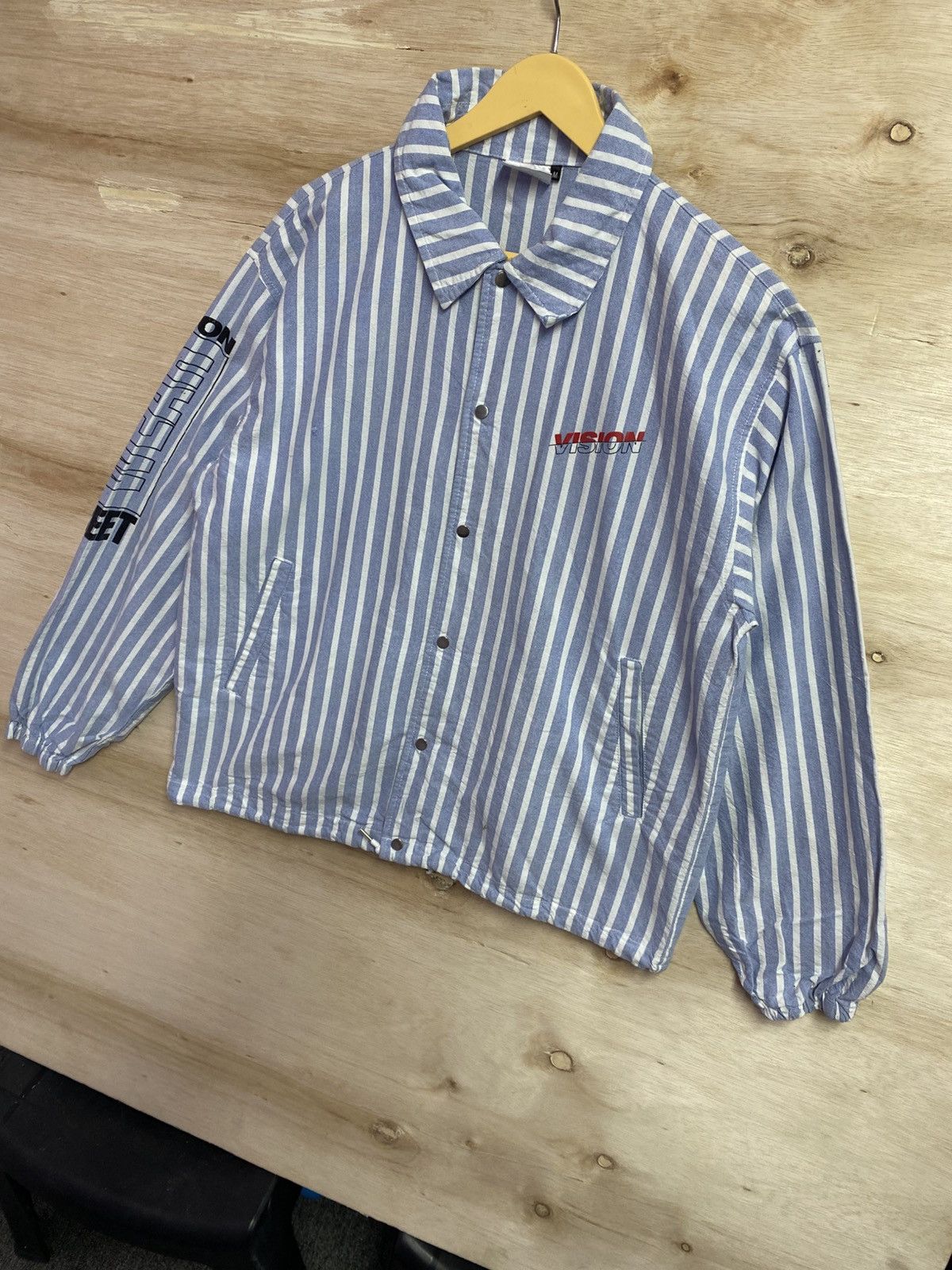 Other Vision street wear buttons ups Size US XL / EU 56 / 4 - 2 Thumbnail