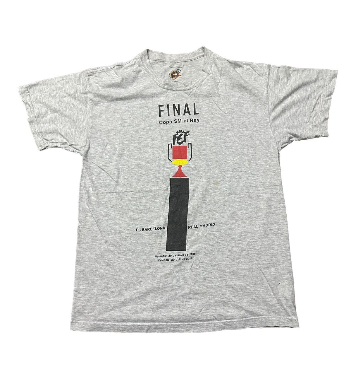 Vintage 🔥Limited🔥 Final copa 2011 Barcelona vs real madrid tee Size US L / EU 52-54 / 3 - 6 Thumbnail