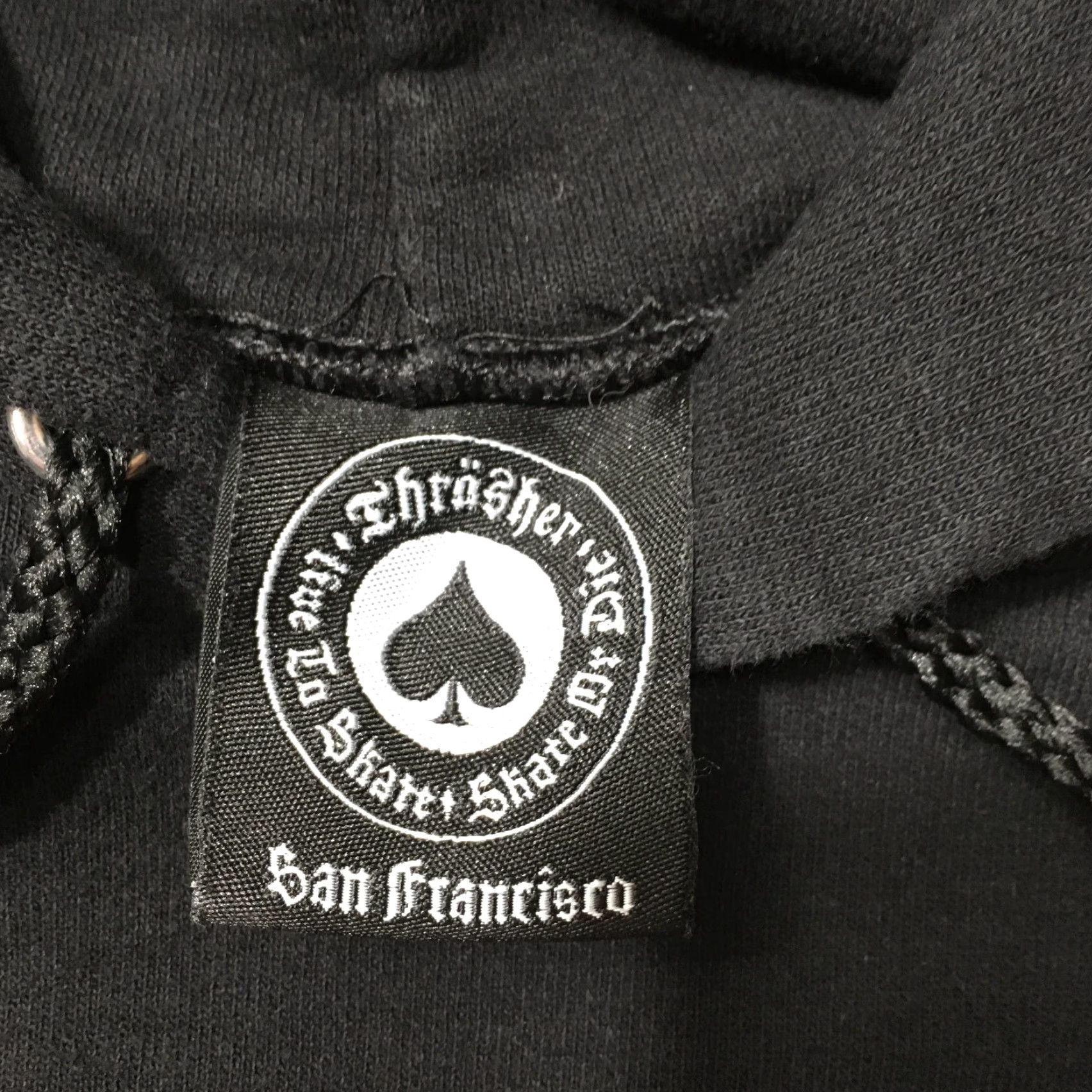 Thrasher Thrasher Hoodie Black MEDIUM Skateboard Logo Pullover Hooded Sweatshirt Mens Size M Graphic Print Long Sleeve Crew Neck Vintage No Size US M / EU 48-50 / 2 - 3 Thumbnail
