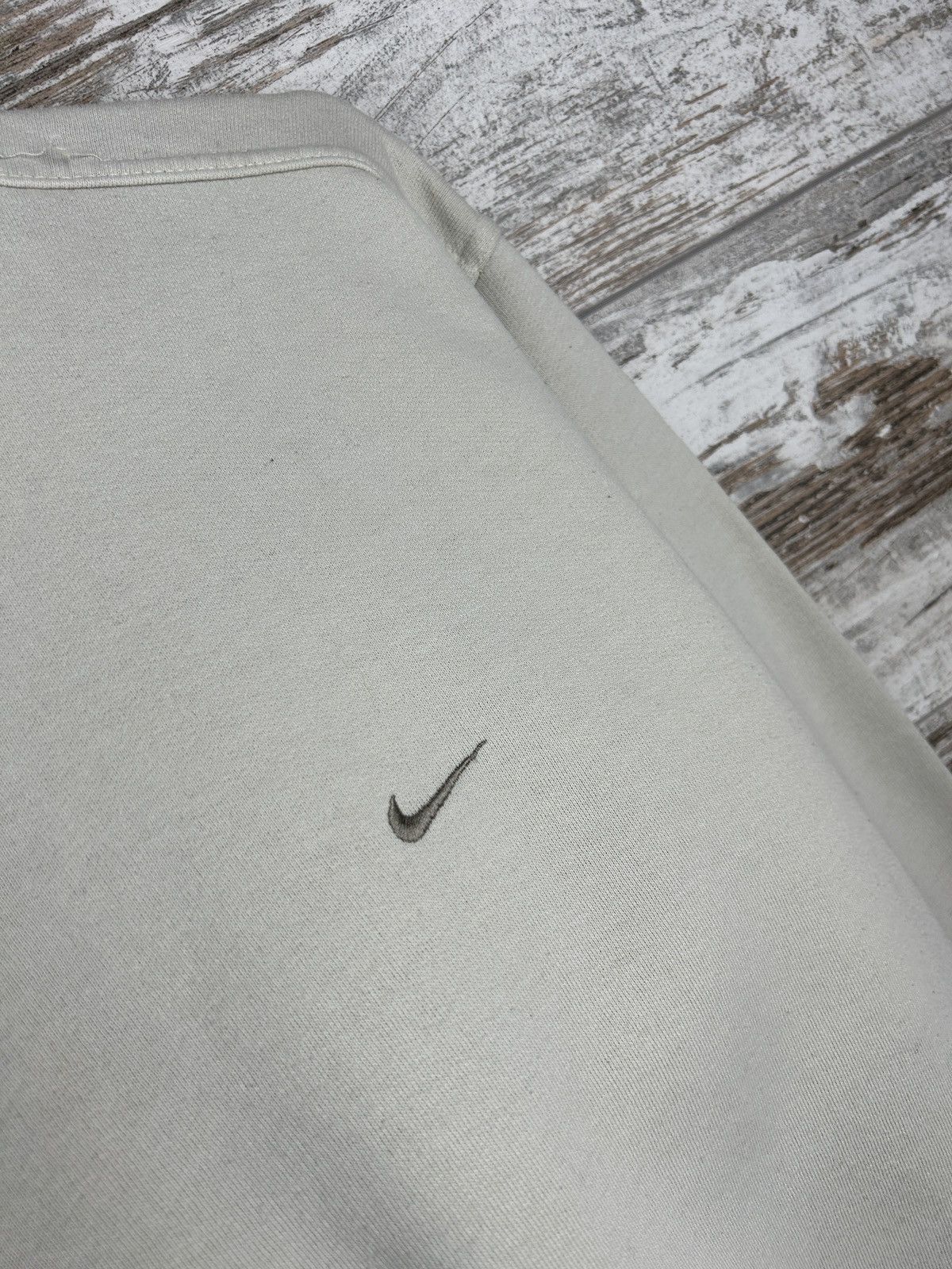Nike × Vintage Mens Vintage Nike swoosh Sweatshirt basic y2k streetwear 90s Size US S / EU 44-46 / 1 - 7 Thumbnail