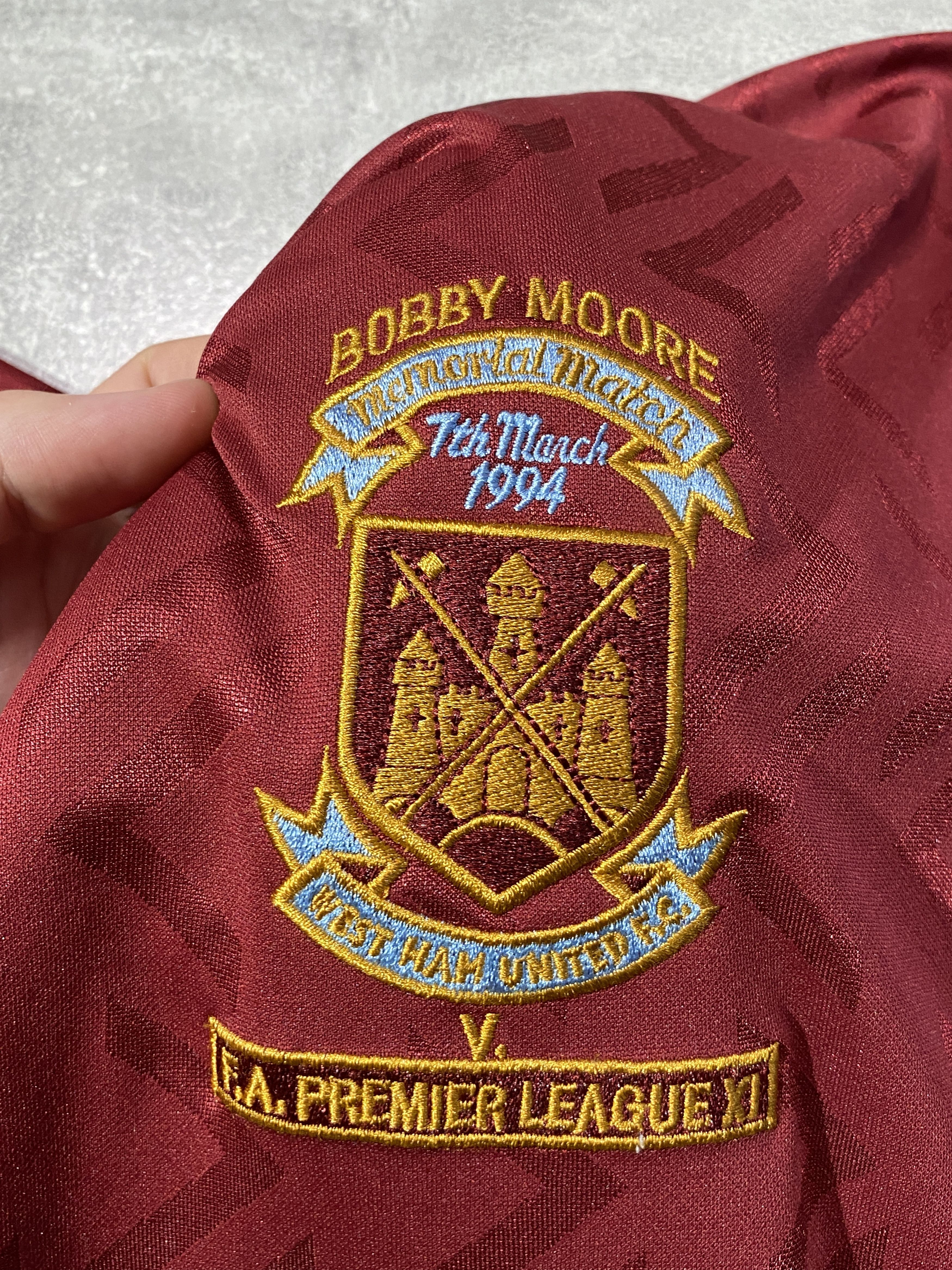Vintage West Ham United #6 Bobby Moore Soccer Jersey Size US XXL / EU 58 / 5 - 3 Thumbnail