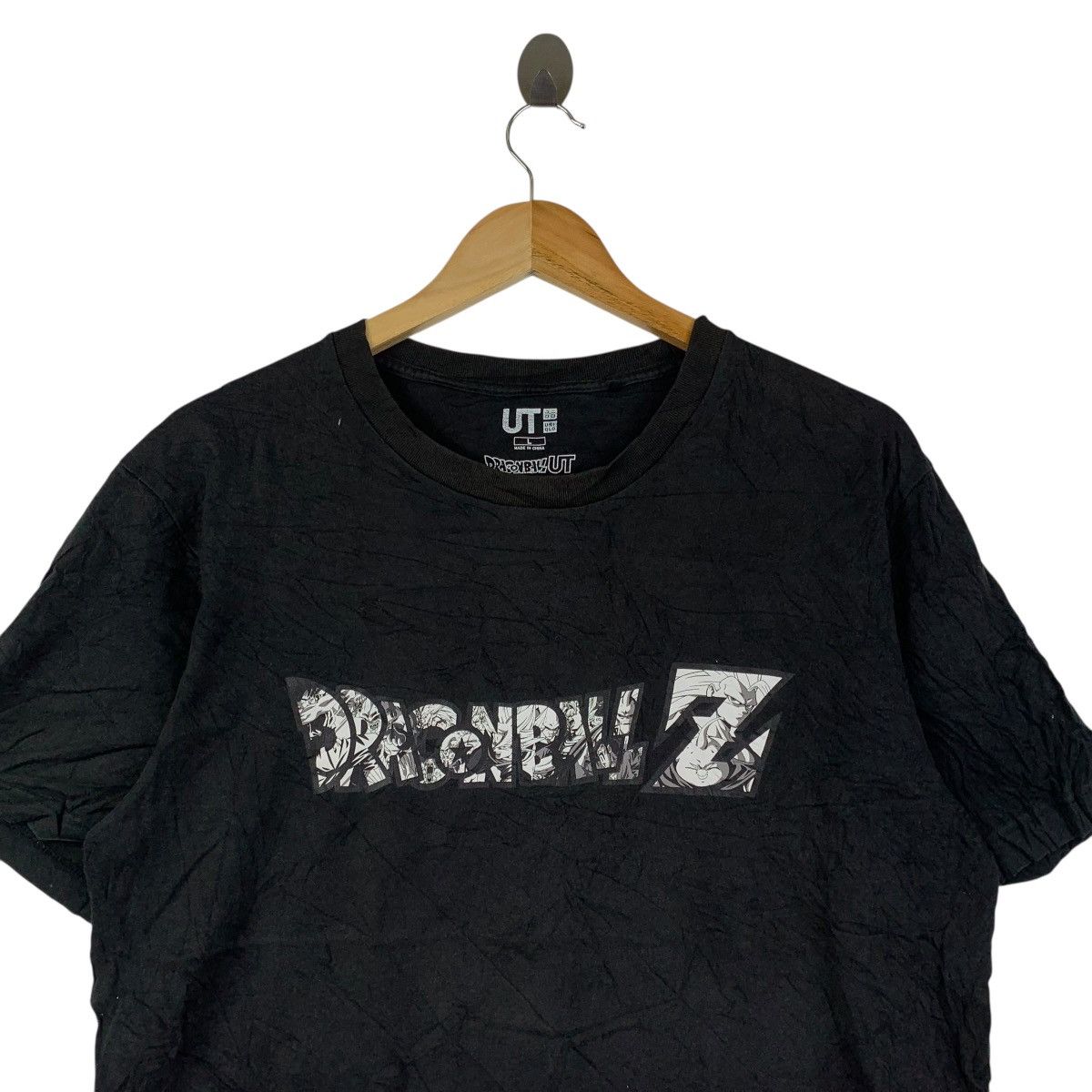 Uniqlo Dragon Ball Z Uniqlo UT Black T-Shirt Men’s L Anime Graphic Size US L / EU 52-54 / 3 - 2 Thumbnail