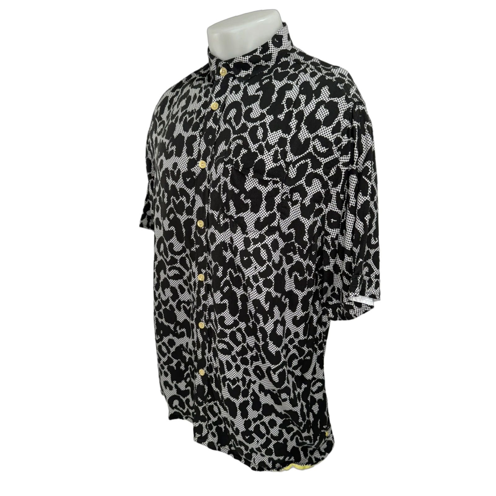 Vintage Rare DESCENDANT OF THIEVES Leopard Cheetah Print 2XL Shirt - EXCELLENT Men Button-Up Short Sleeve Black White Size US XXL / EU 58 / 5 - 1 Thumbnail