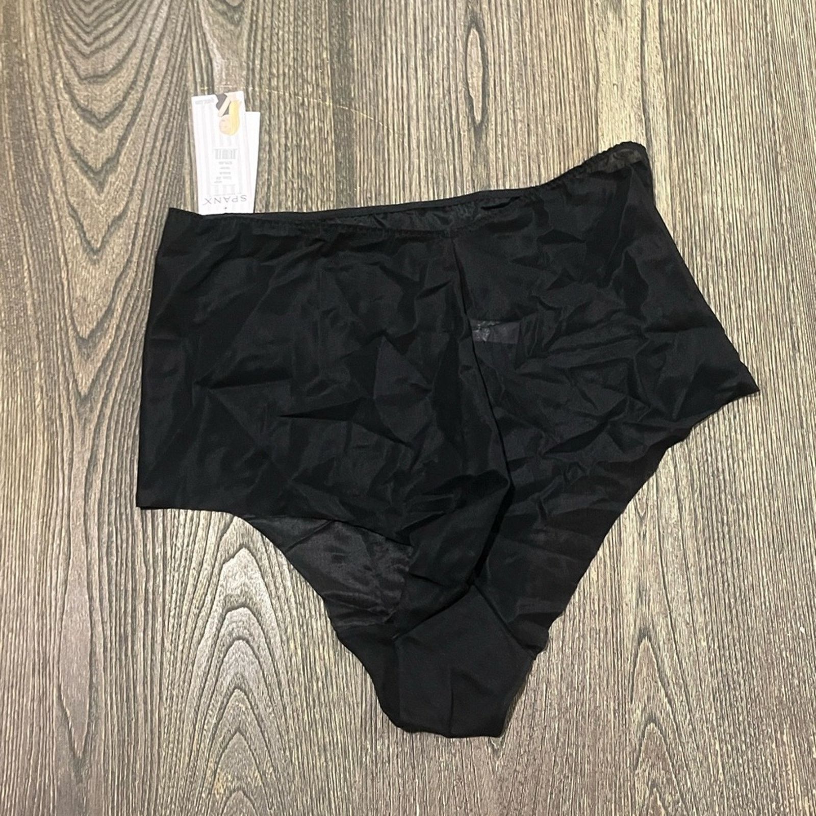 Spanx NWT Spanx Skinny Britches Sheer Shaper Underwear Black Sz 3X Size 36" / US 14 / IT 50 - 6 Thumbnail