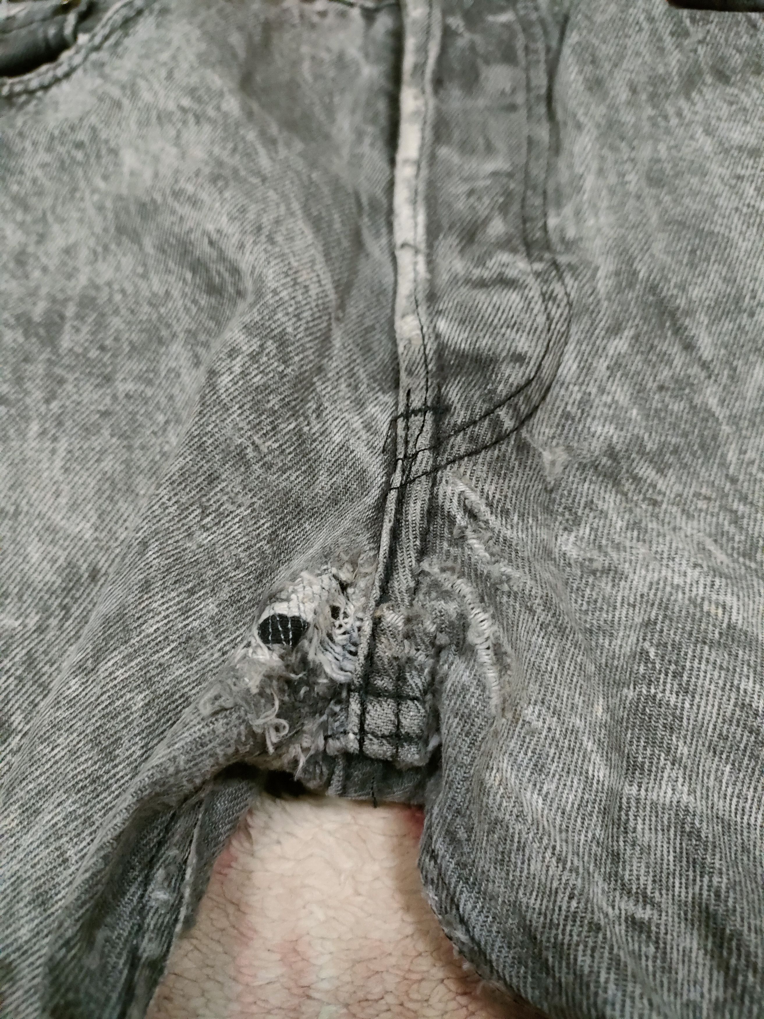 Levi's Vintage Distressed Levi's Stone Wash Size US 30 / EU 46 - 16 Thumbnail