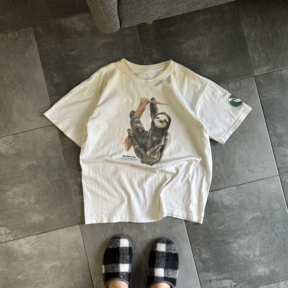 Japanese Brand × Vintage Vintage Buttercup the three - fingered sloth T-shirts 00s Size US L / EU 52-54 / 3 - 1 Thumbnail