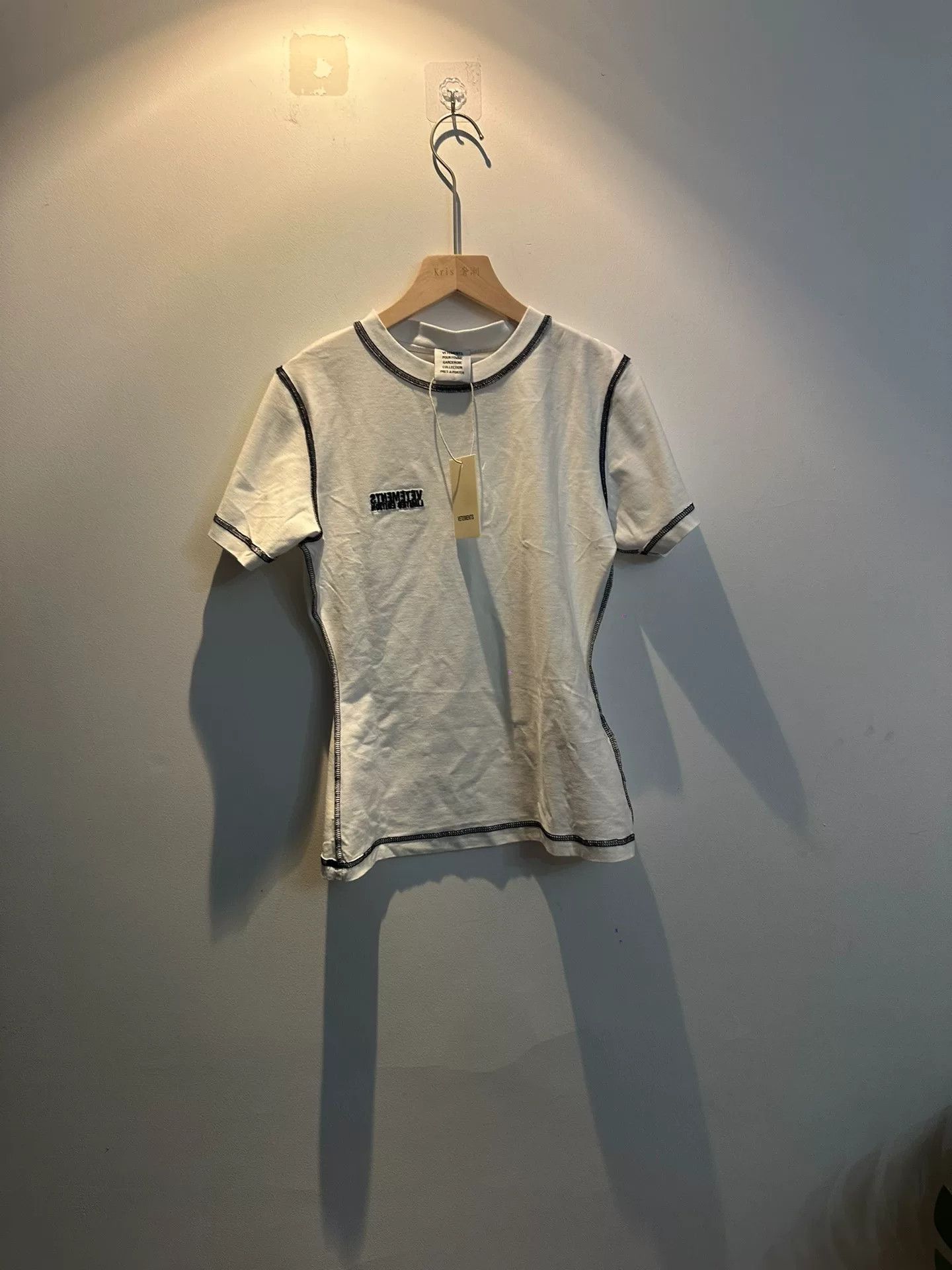 Vetements vetements reverse short sleeve shirt Size US S / EU 44-46 / 1 - 1 Thumbnail