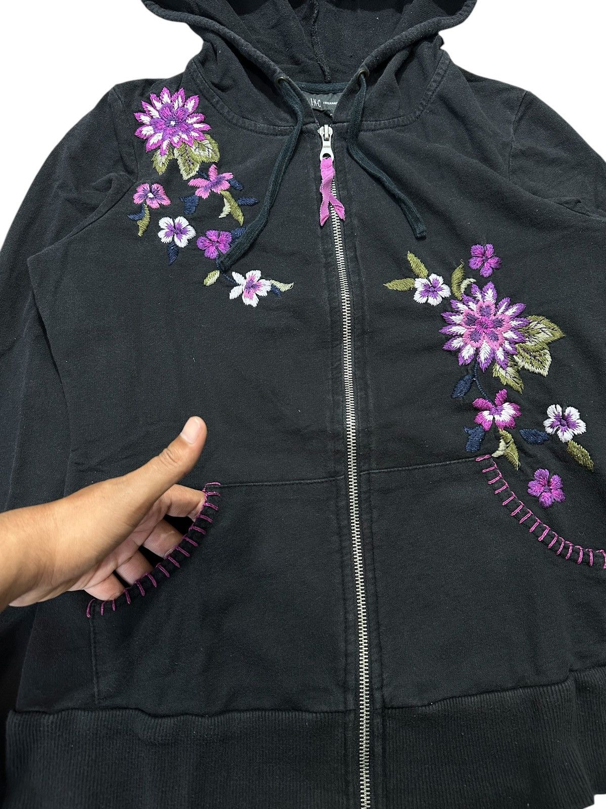 Le Grande Bleu (L.G.B.) INTERNATIONAL CONCEPT EMBROIDERY FLOWER ZIP HOODIE LGB STYLE Size S / US 4 / IT 40 - 5 Thumbnail