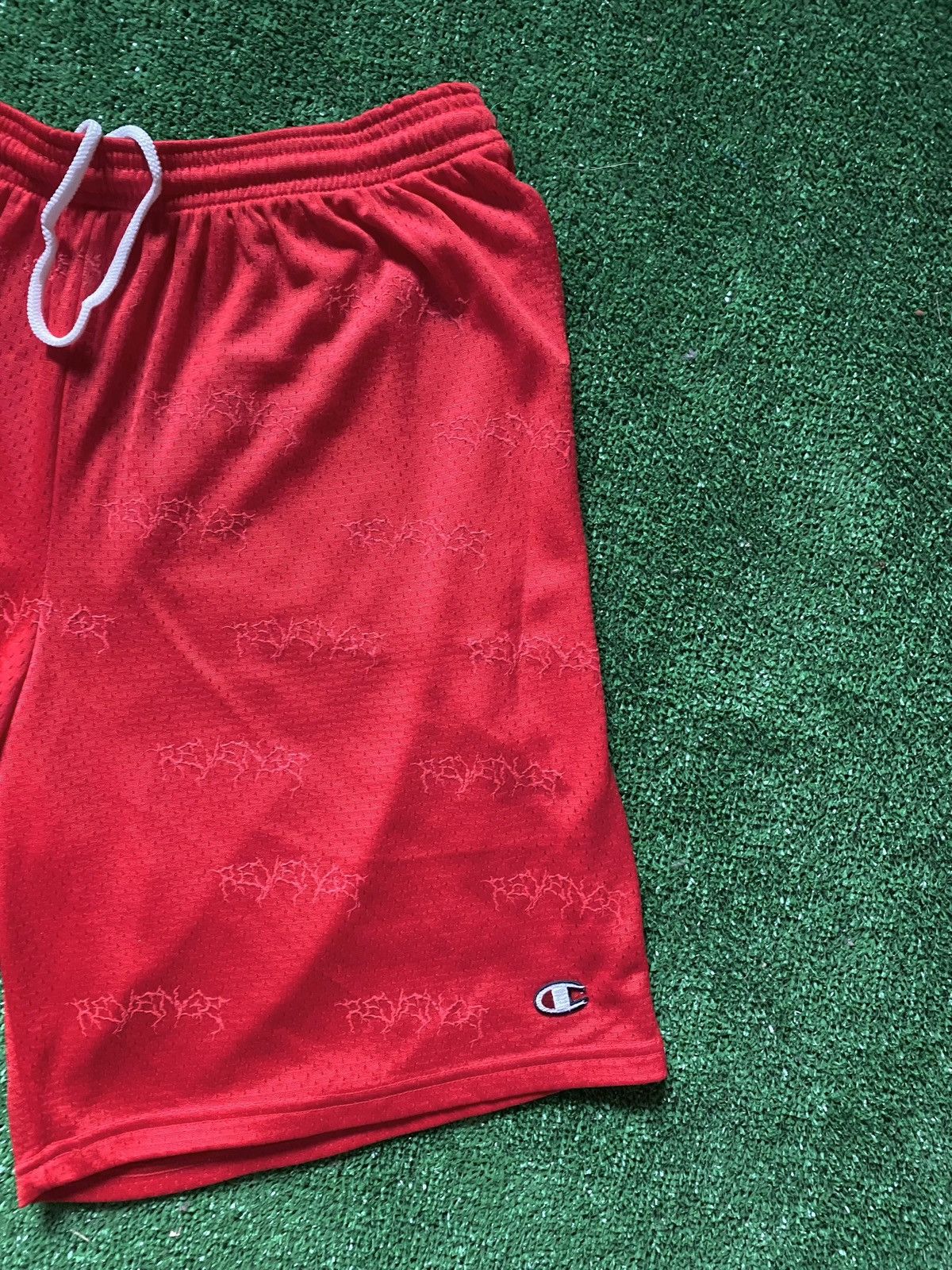 Revenge Revenge XXXTentacion 2017 OG Massacre Red Shorts Size US 38 / EU 54 - 4 Thumbnail