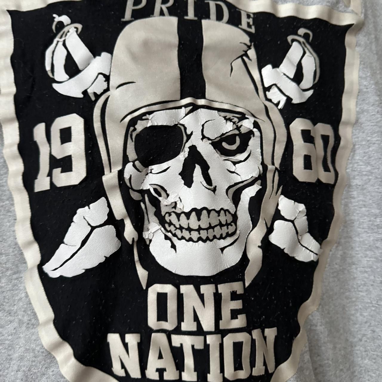 NFL × Vintage Vintage 2000s NFL Oakland Raiders Graphics Grey Tee Shirt Size US XL / EU 56 / 4 - 5 Thumbnail