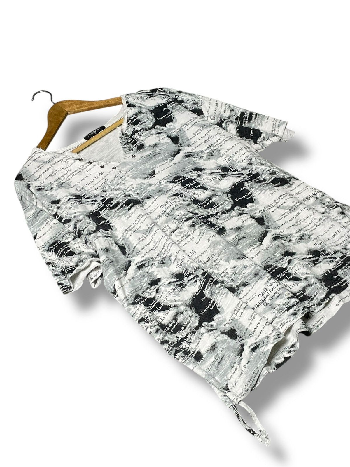 Japanese Brand Yeoman Brand Hippies Abstract Tshirts (56) Size US S / EU 44-46 / 1 - 3 Thumbnail
