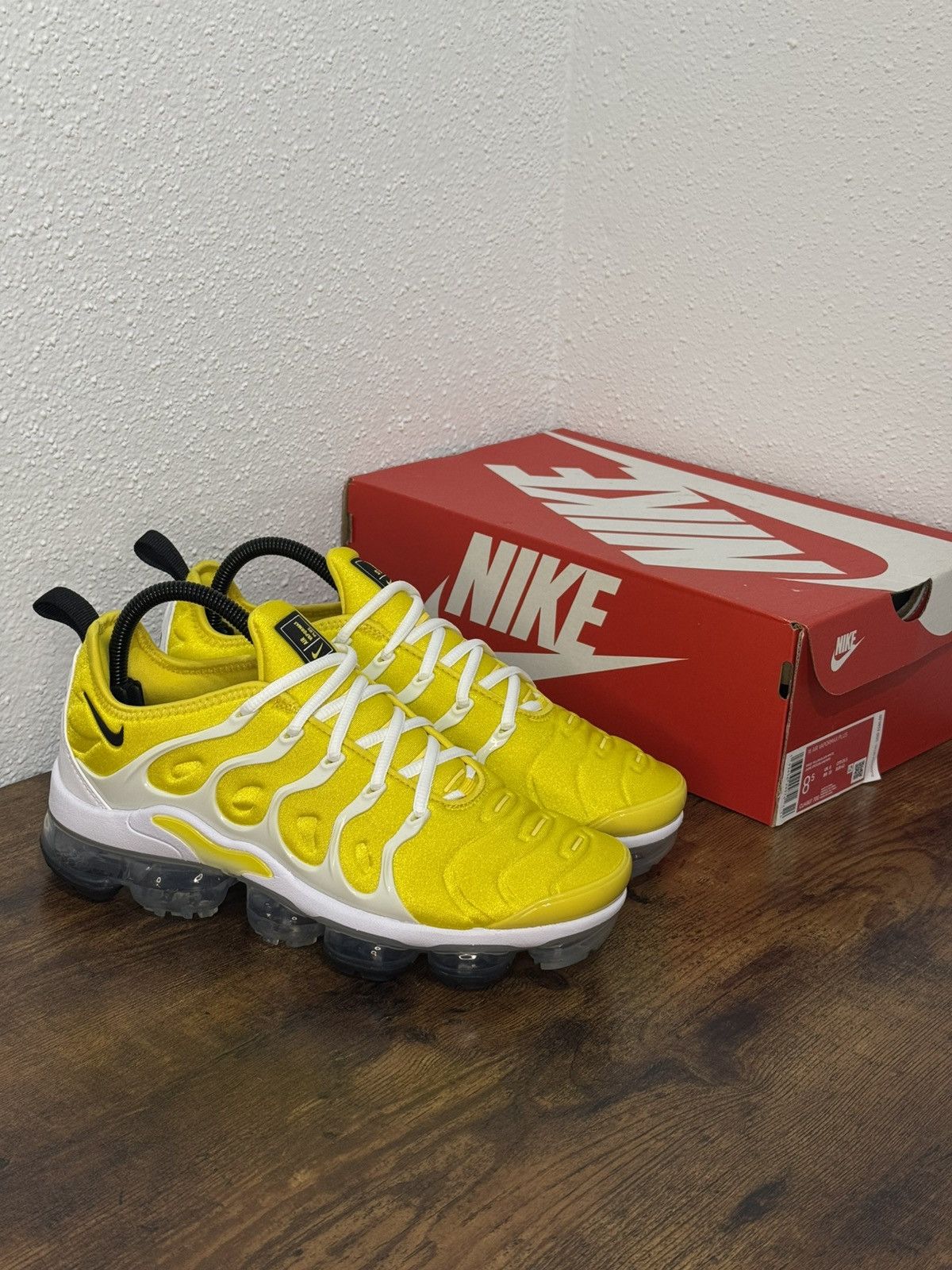Nike Nike Air VaporMax Plus Sunshine Yellow size 8.5 Size US 8.5 / IT 38.5 - 1 Thumbnail