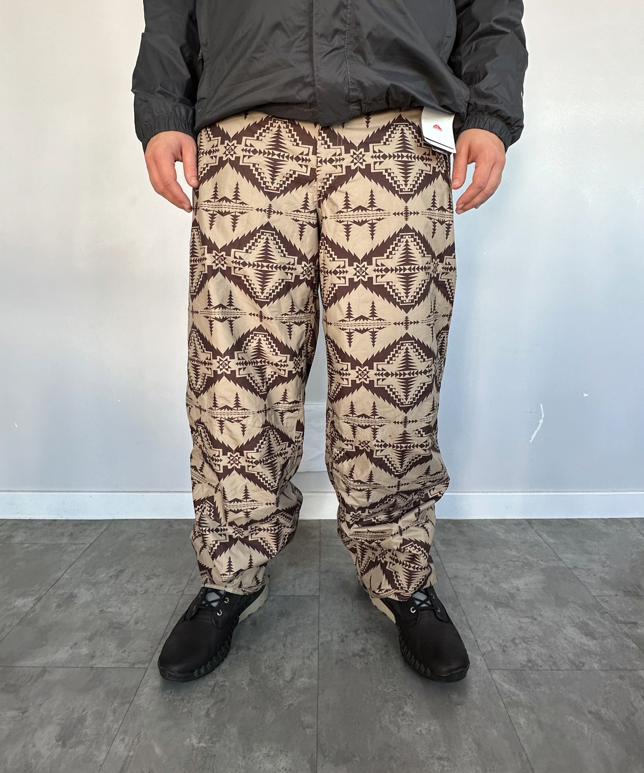 NIKE ACG Ski Pants Trousers Snow Baggy Aztec Brown Cargo