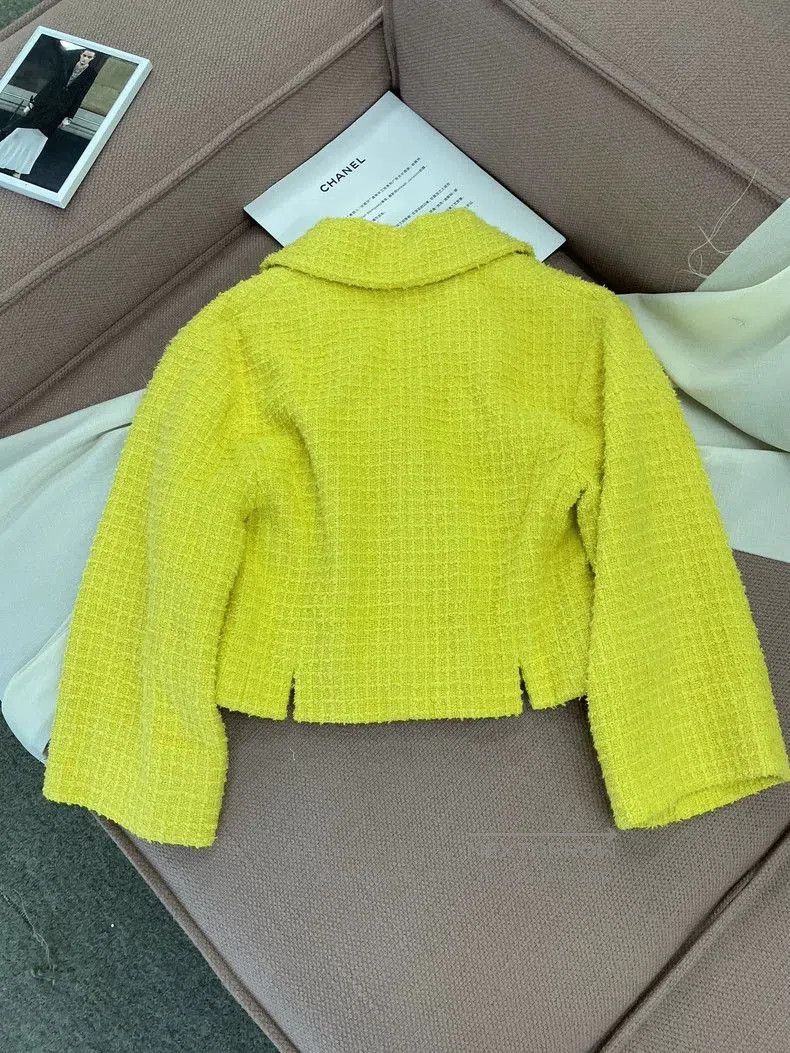 Chanel Chanel 22S Yellow Knit Collar Jacket. Size US M / EU 48-50 / 2 - 4 Thumbnail