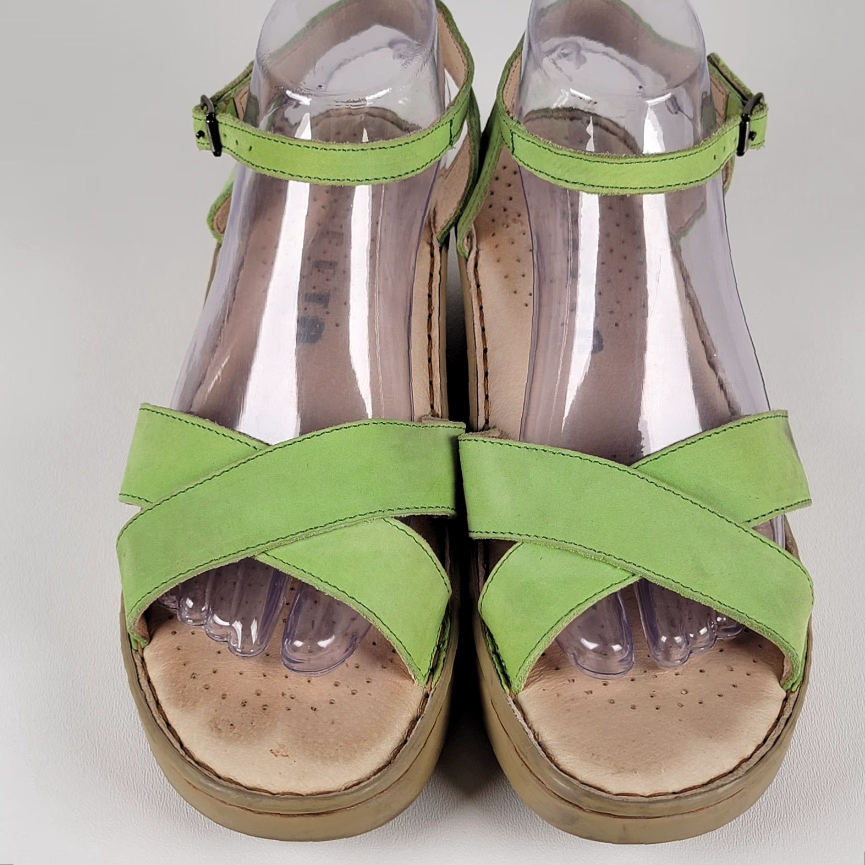 Vintage Zeeta Light Green Strappy Slingback Leather Sandals Women EUR 41 Strappy Slingback Sandal Leather Green Casual Travel Spring Summer Fall Size US 10 / IT 40 - 2 Thumbnail