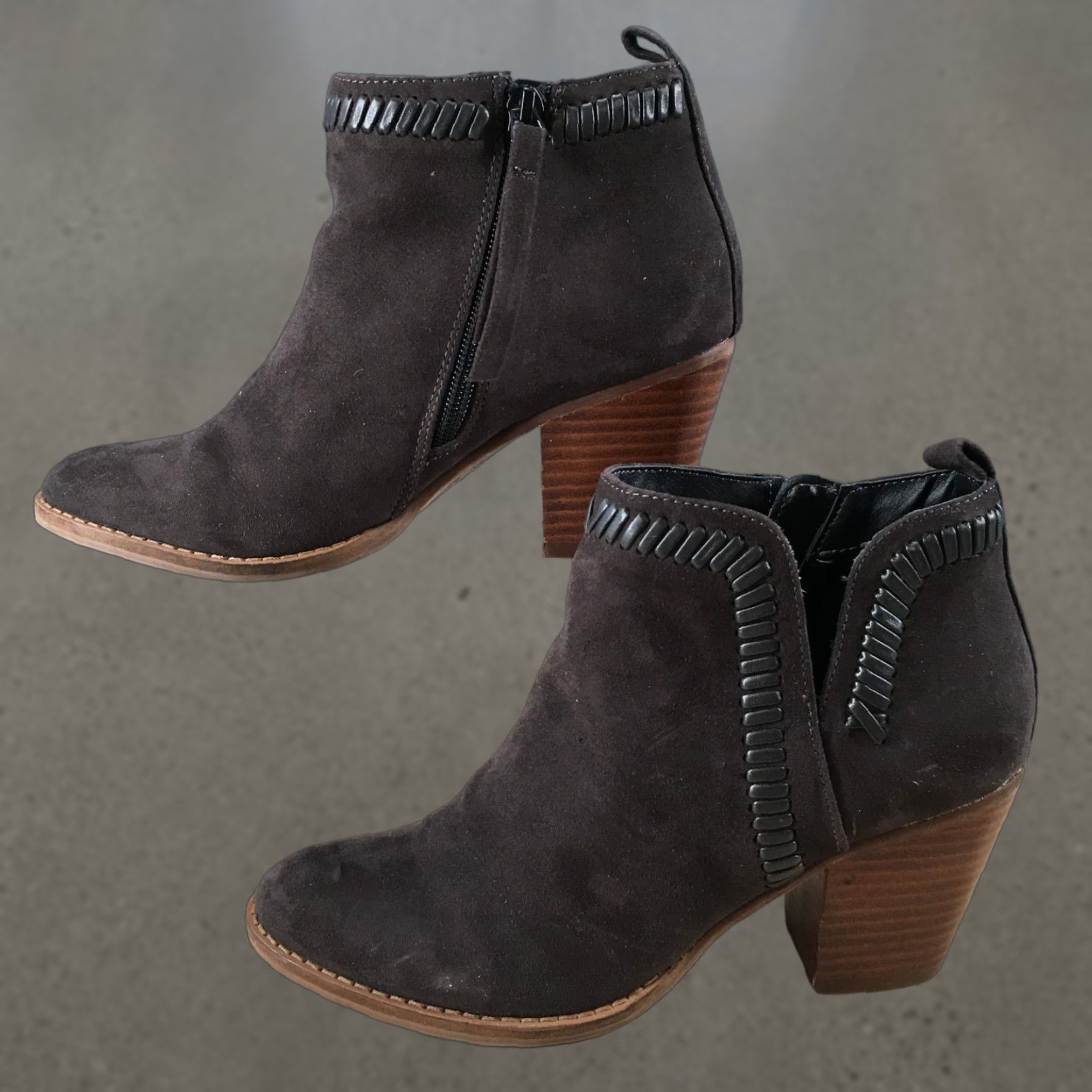 Dolce Vita Dolce Vita Boots Womens 5.5 Ankle Booties Brown Fabric Side Zipper Casual Heels Mid 2.75in Bootie Womens Brown Fabric Zip Size US 6 / IT 36 - 1 Thumbnail