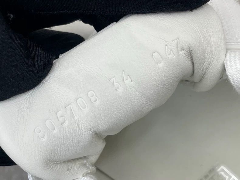 Gucci Gucci White Velcro Platform Dad Sneakers-2506 Size US 4 / IT 34 - 8 Thumbnail
