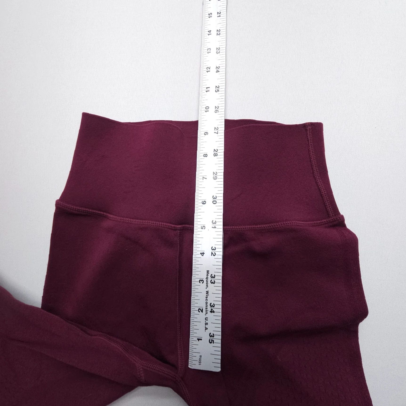 Fabletics Fabletics Sculptknit High-Waisted Legging Port Wine Womens Medium Gym Yoga Size 32" / US 10 / IT 46 - 5 Thumbnail