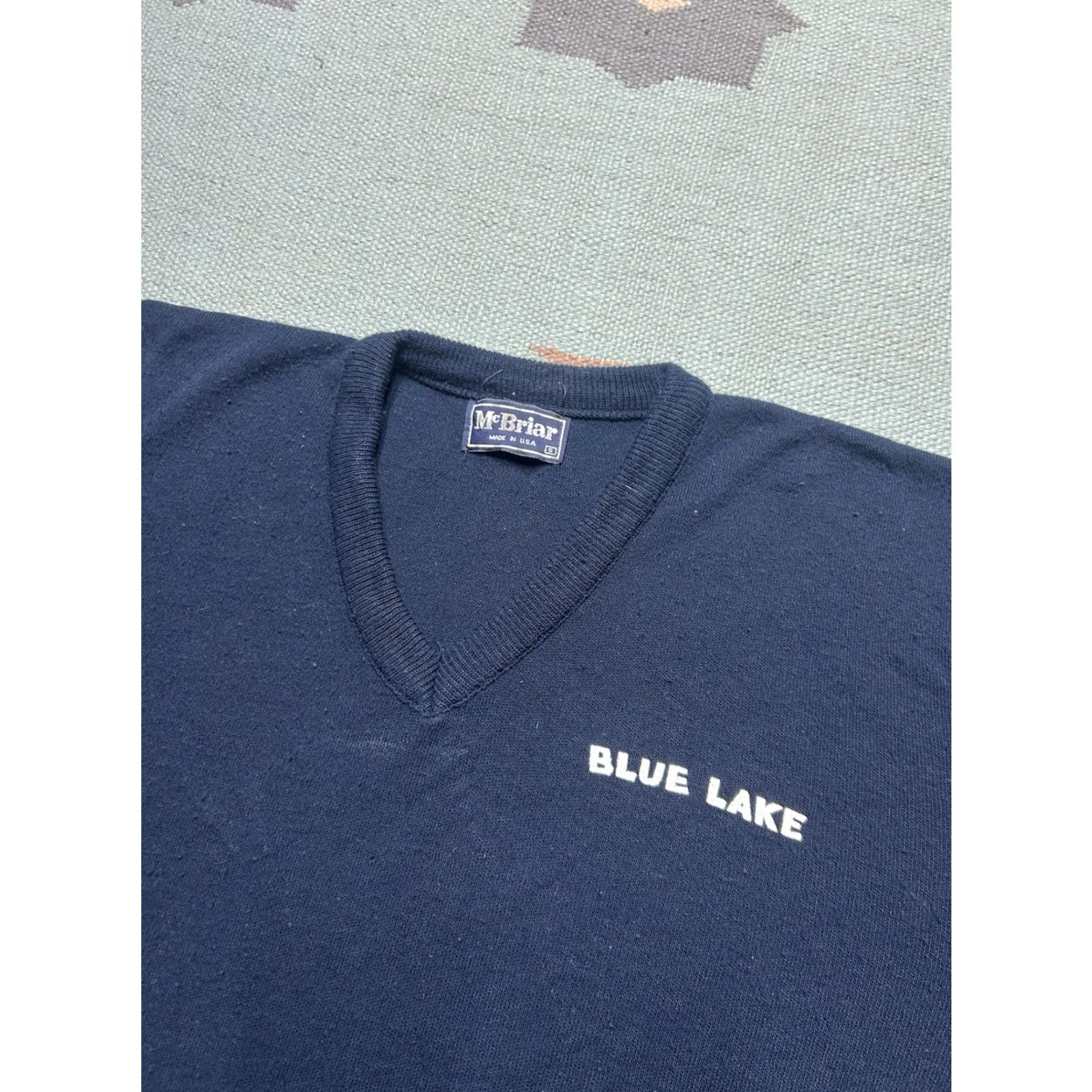 Vintage VINTAGE Mcbriar Sweater Pullover V-Neck Men’s Small Blue Navy Acrylic Lake Michigan Size US S / EU 44-46 / 1 - 3 Thumbnail