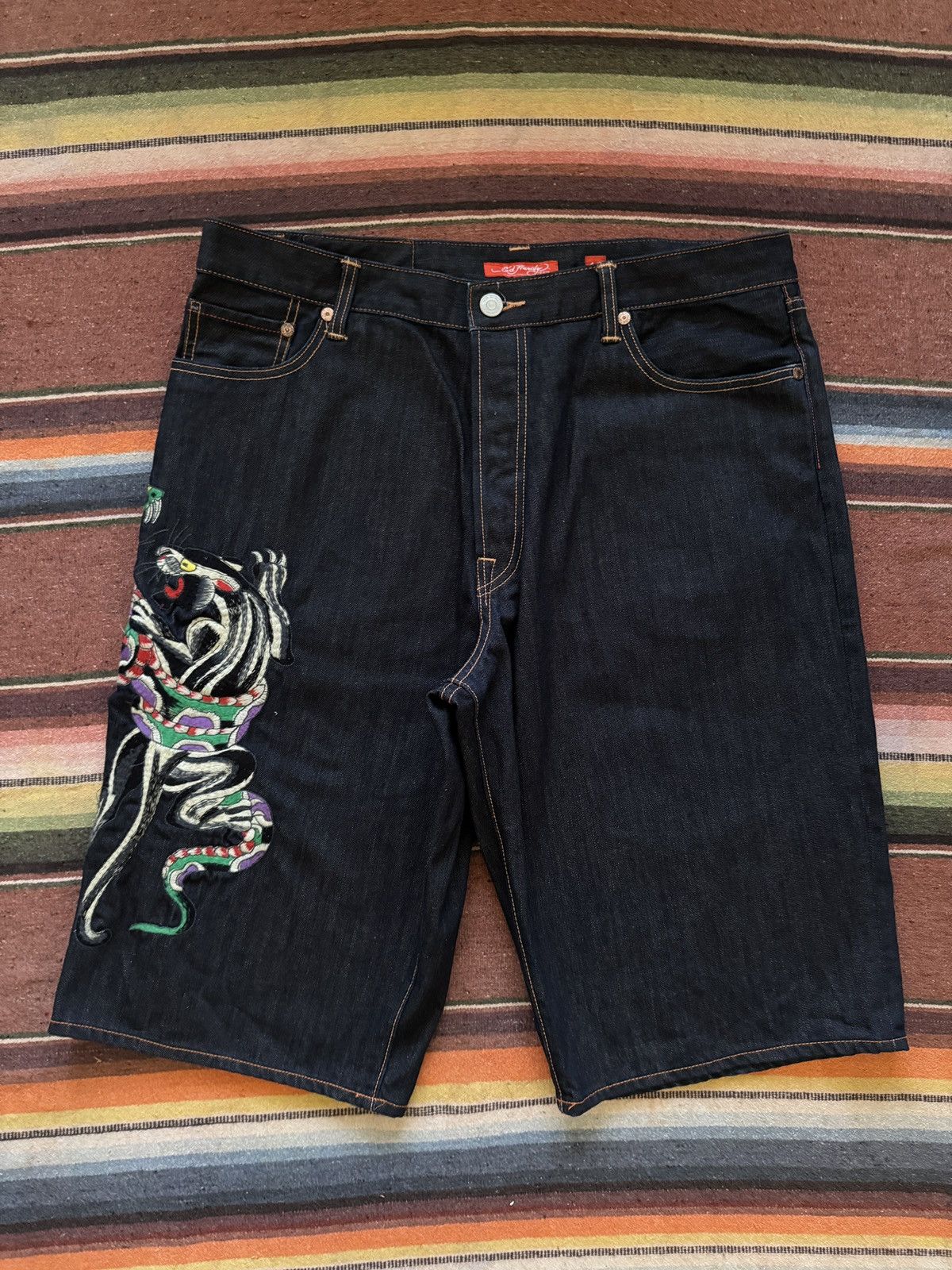 Ed Hardy × Vintage Y2K 2007 Ed Hardy Denim Panther Jorts Size US 40 / EU 56 - 7 Thumbnail