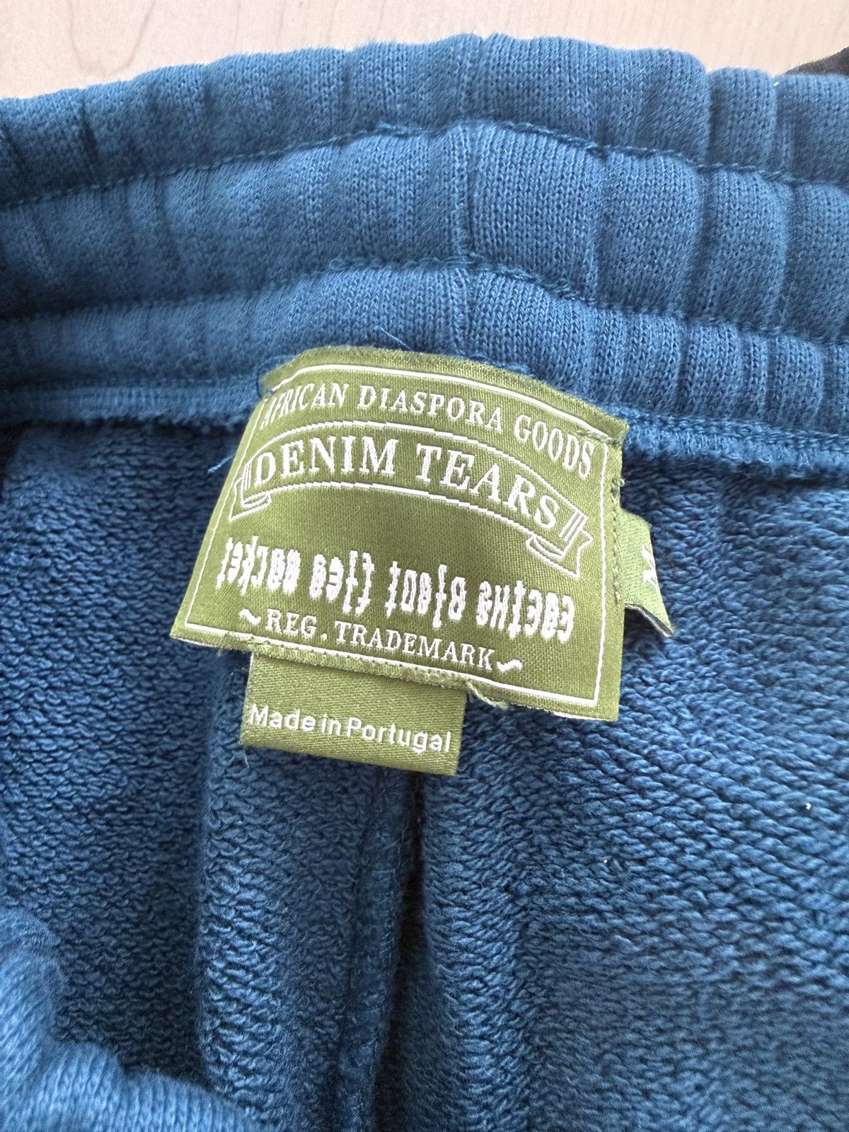 DENIM TEARS RARE DENIM TEARS MONO WREATH SWEAT PANTS Size US 32 / EU 48 - 3 Thumbnail