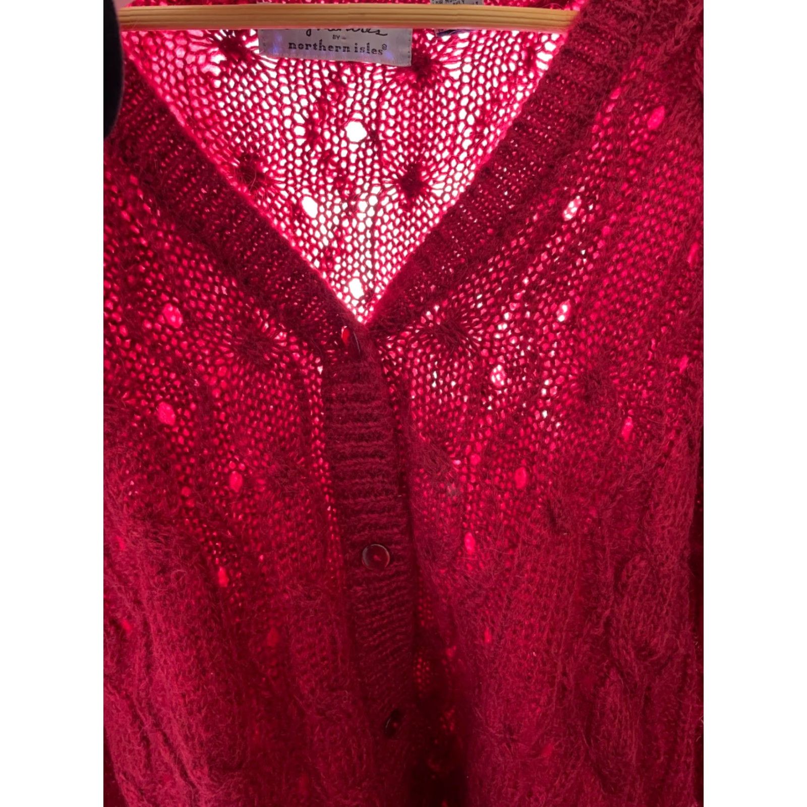 Vintage VINTAGE Northern Isles Cardigan Women's Large Red Mohair-Blend Chunky Knit Cardigan Crew Neck 90s Retro Size L / US 10 / IT 46 - 4 Thumbnail