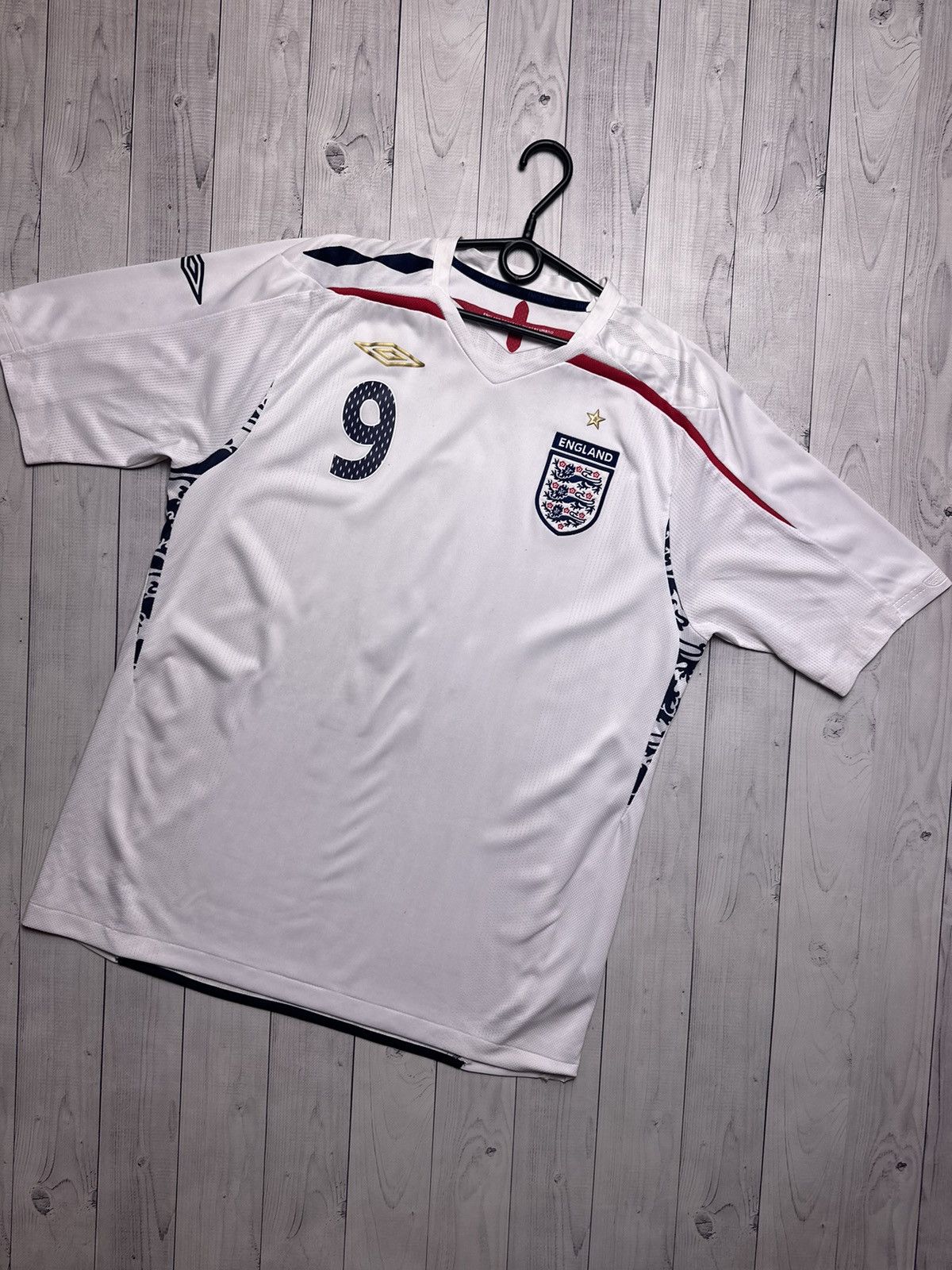 Umbro × Vintage Vintage Umbro England soccer jersey size XL logo Size US XL / EU 56 / 4 - 5 Thumbnail