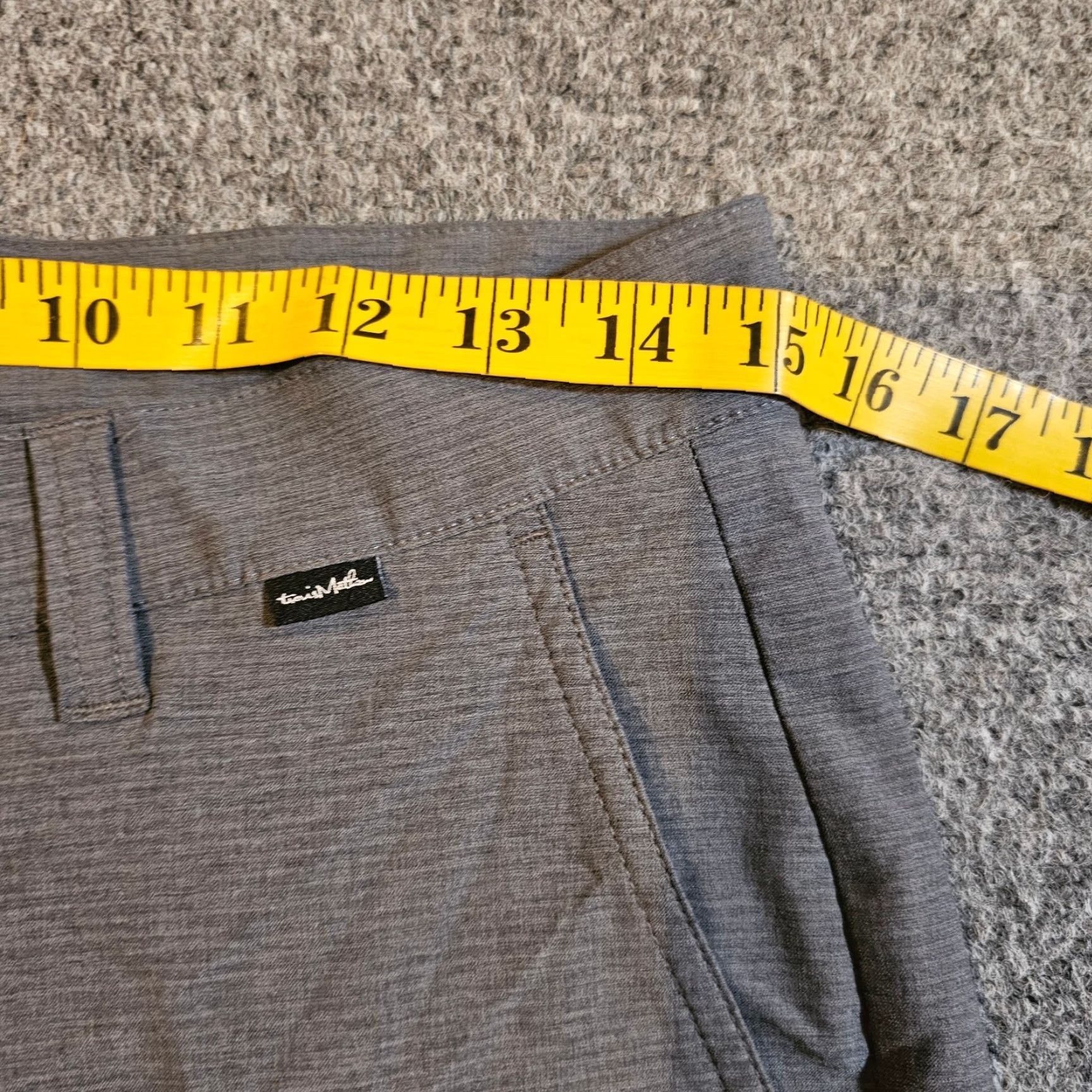 TravisMathew Travis Mathew Shorts Mens 30 Gray 10 Inch Golf Stretch Performance Casual Preppy Chino Pants/Shorts Mens Size US 30 / EU 46 - 6 Thumbnail
