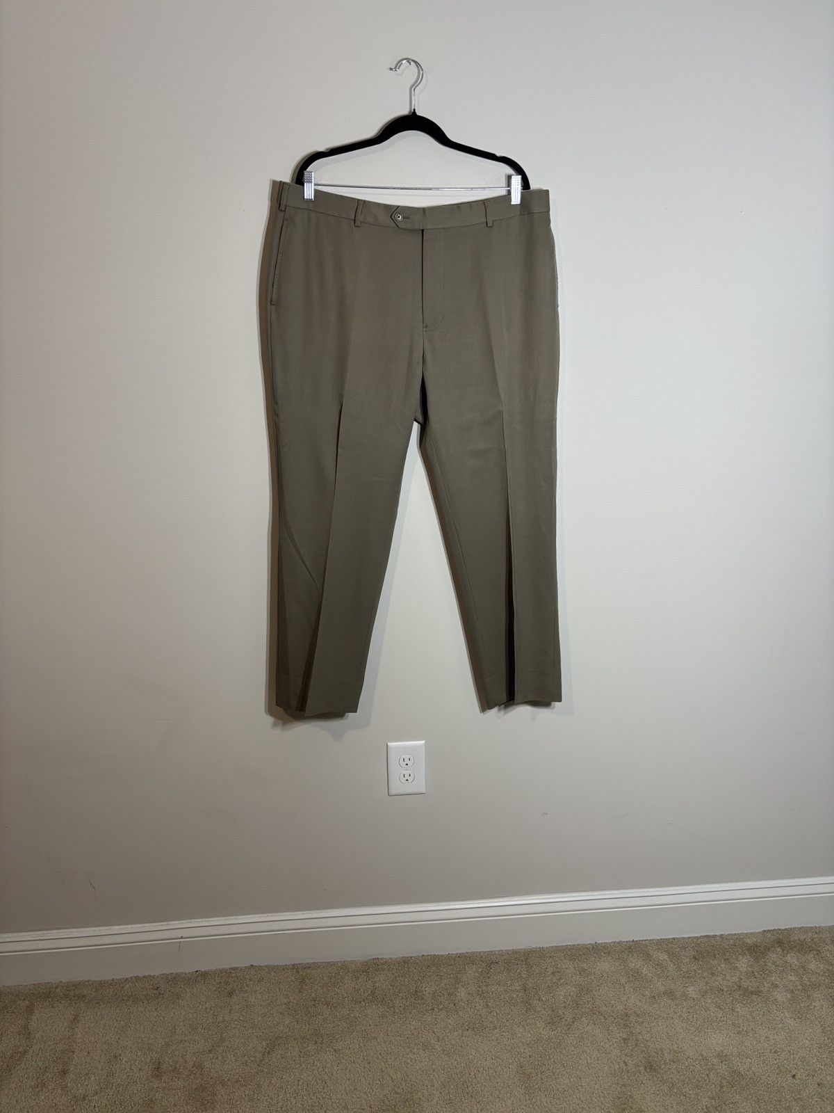 Brooks Brothers Brooks Brothers 1818 Madison Dress Pants Khaki 39x29 Size US 40 / EU 56 - 1 Thumbnail