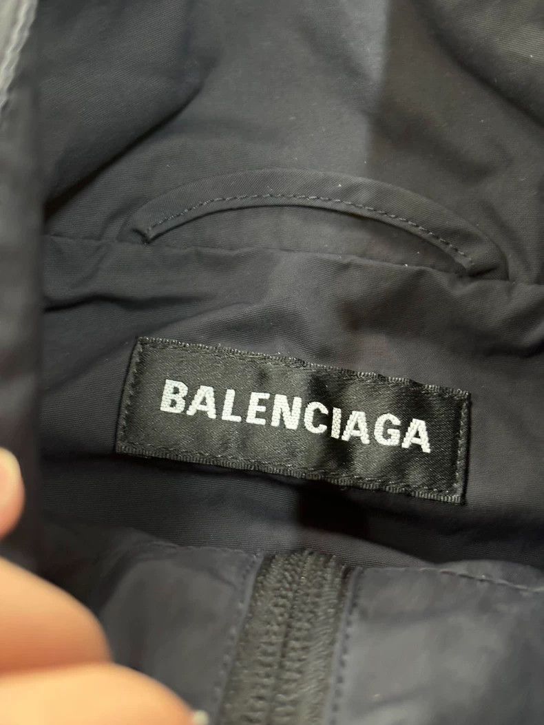 Balenciaga Balenciaga Lock Punch Jacket Size US S / EU 44-46 / 1 - 3 Thumbnail