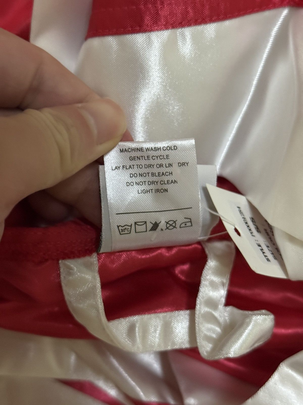 Everlast × Supreme Supreme Everlast Satin hooded Boxing Robe Red Size US S / EU 44-46 / 1 - 8 Thumbnail