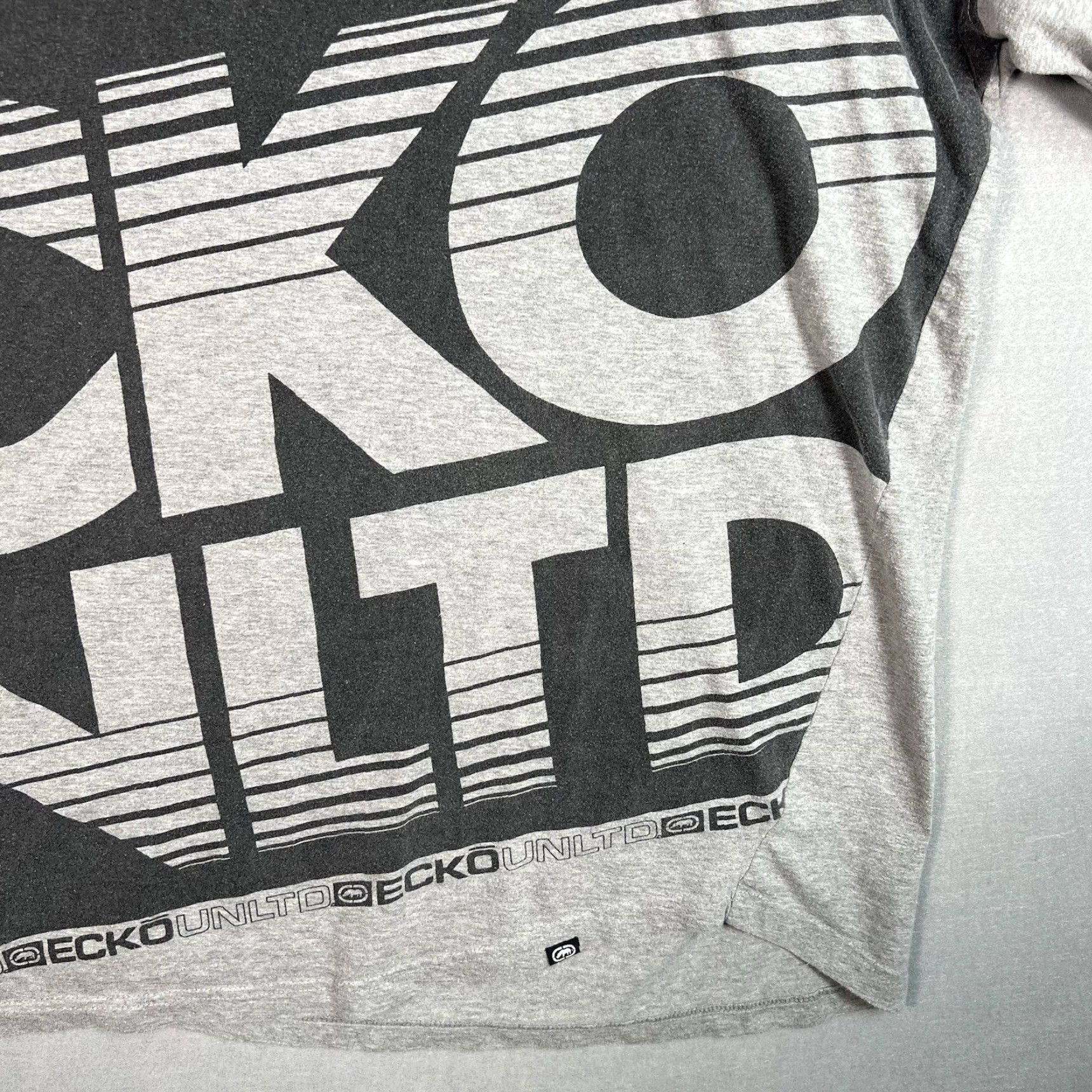 Vintage VINTAGE Ecko Unlimited T Shirt Gray Mens Big 3X 2000s Y2K All Over Print Graphic Tee Shirt Size US XXL / EU 58 / 5 - 5 Thumbnail
