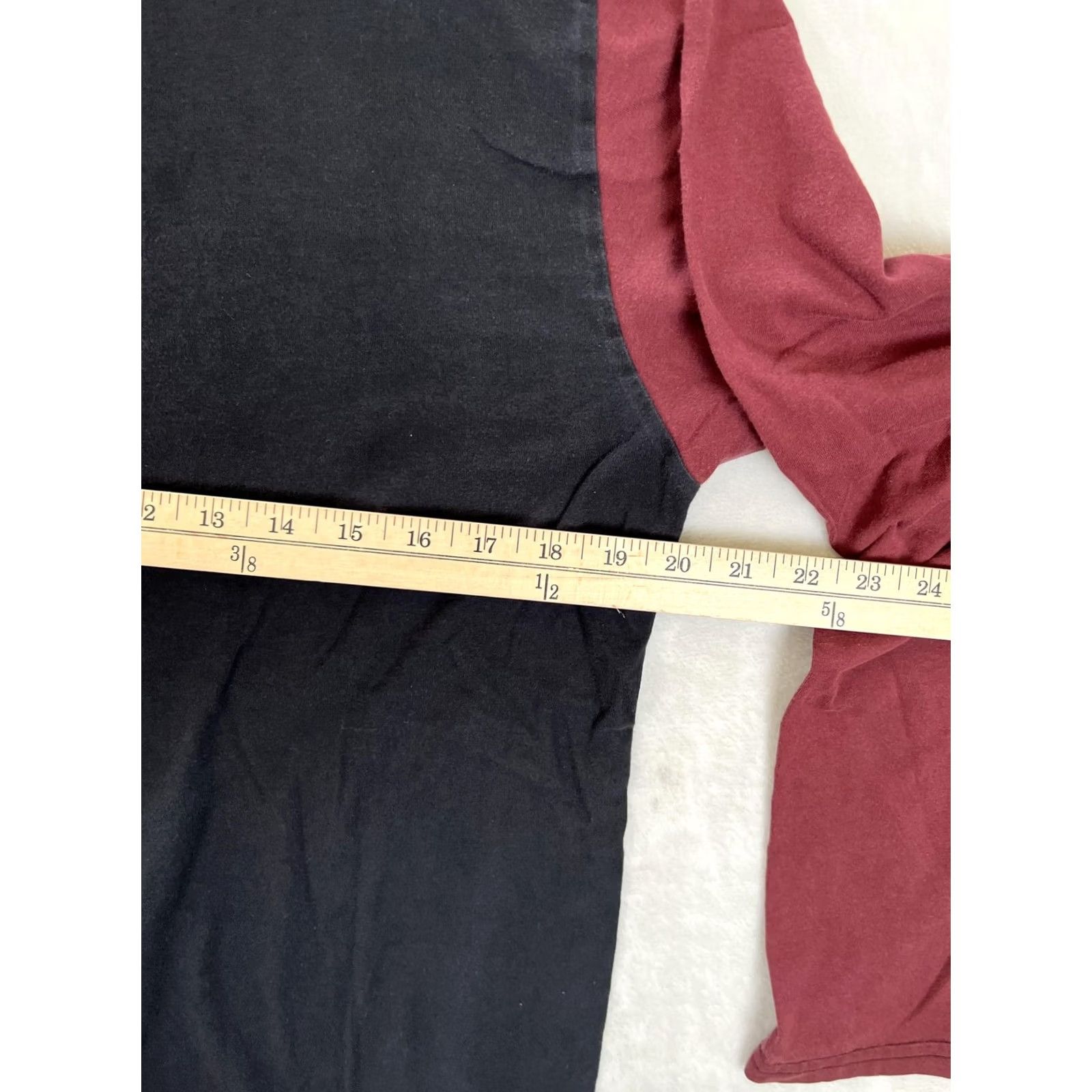 Quiksilver VINTAGE Quiksilver Long Sleeve T-Shirt Mens M Black Maroon Hawaii Surf Graphic Size US M / EU 48-50 / 2 - 4 Thumbnail