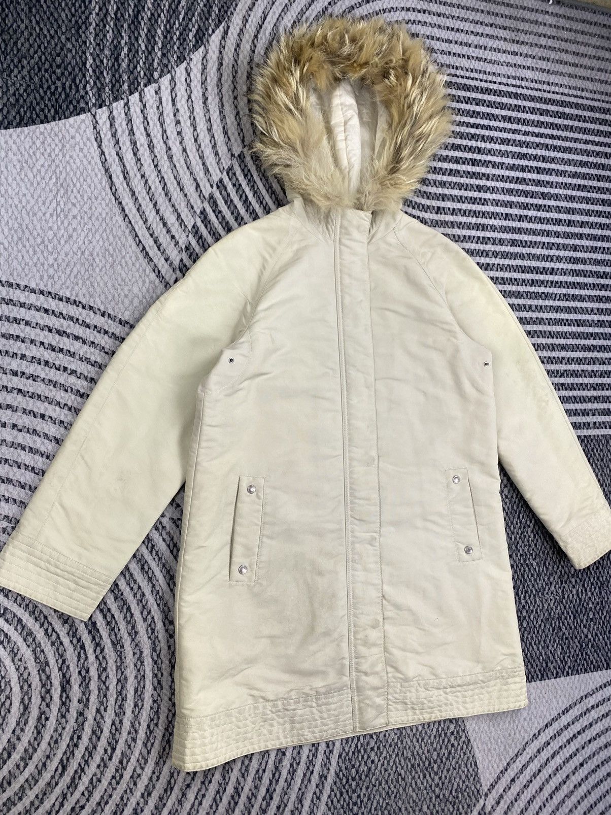 Japanese Brand Vintage Beating Heart Faux Fur Hooded Parka Jacket Size US M / EU 48-50 / 2 - 3 Thumbnail
