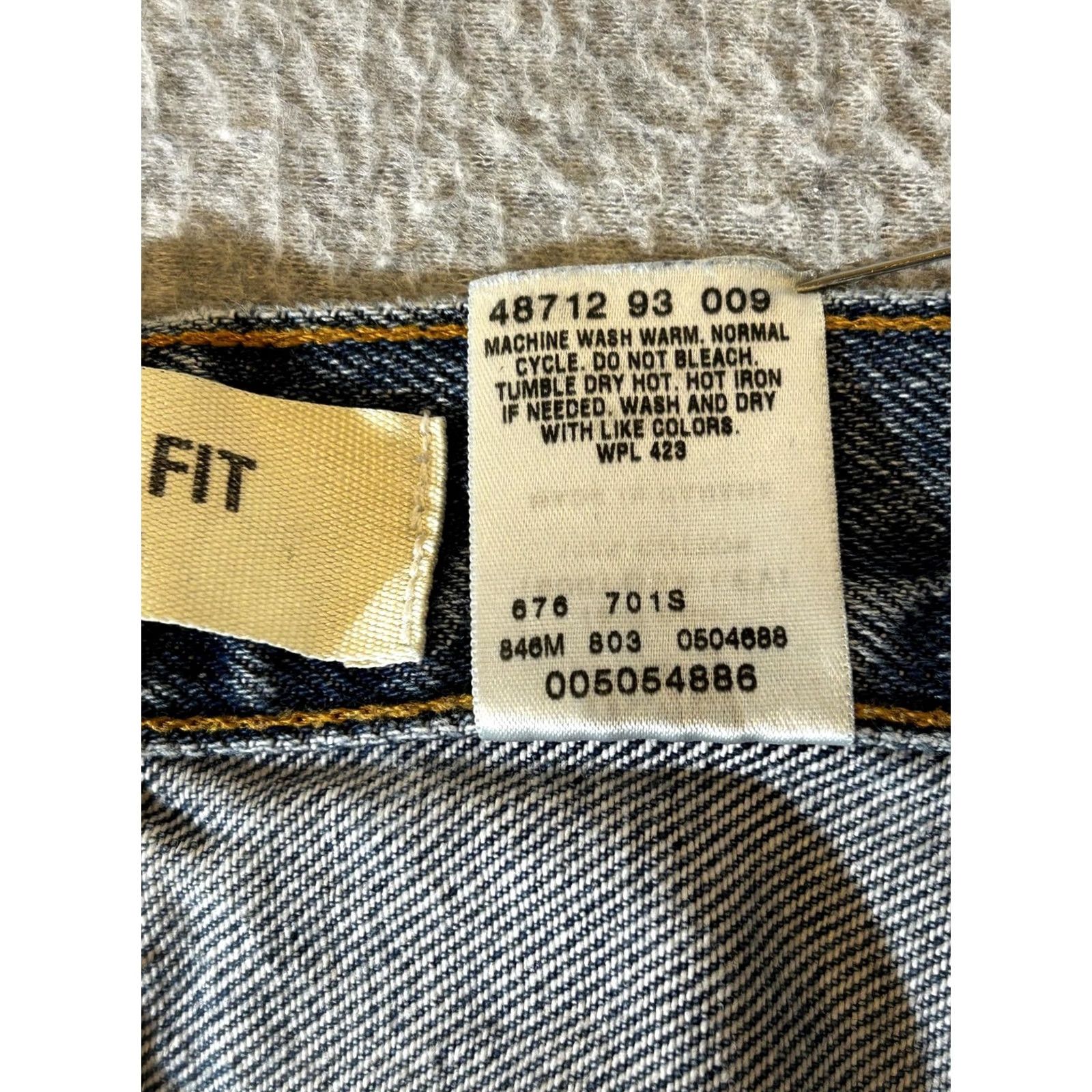 Levi's VINTAGE Levi's 505 Jeans Mens Regular Fit Straight Blue Medium Wash 34x30 Denim 100% Cotton Jeans Mens Size US 34 / EU 50 - 7 Thumbnail