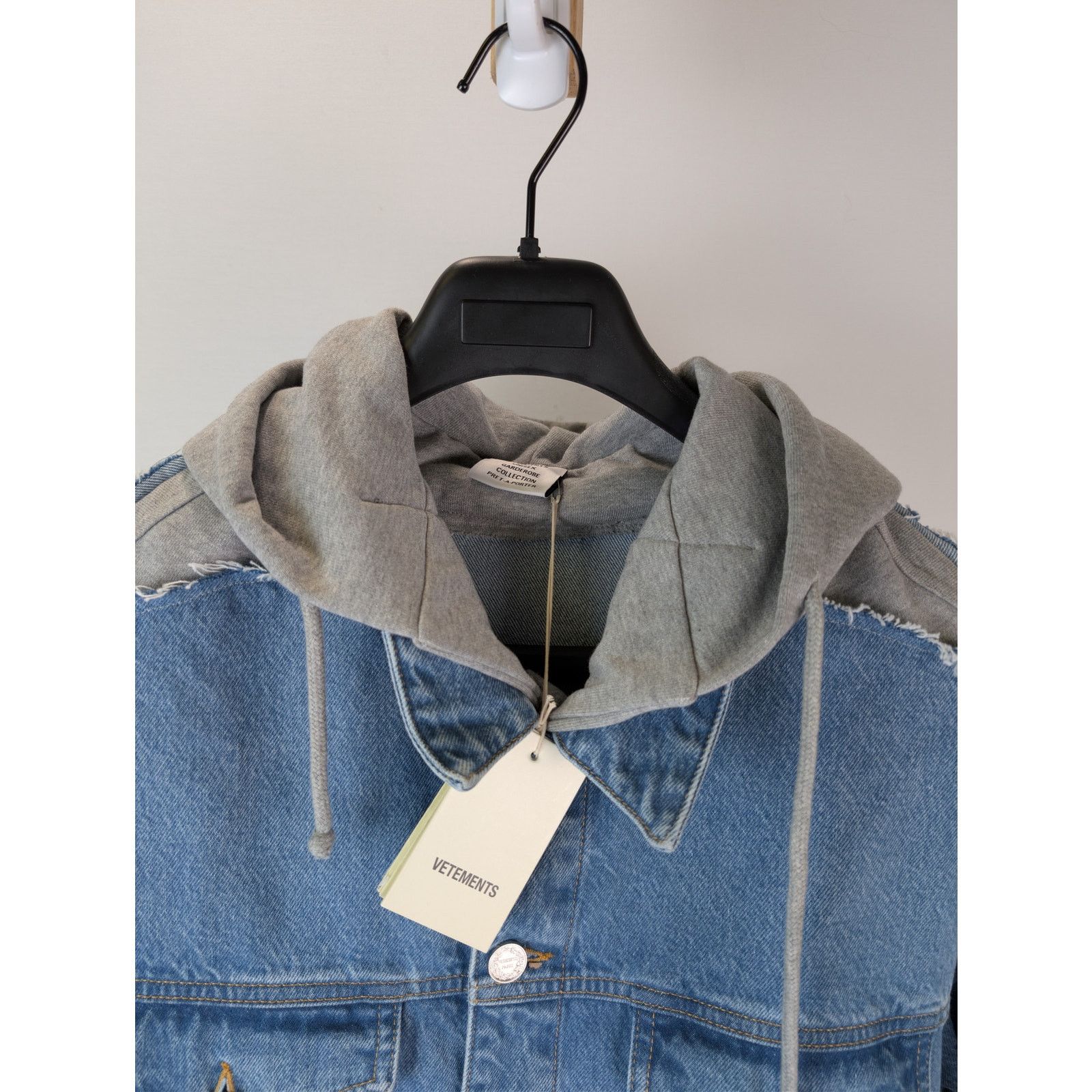 Vetements o1rshd1 Deconstructed Hooded Denim Jacket in Denim Mid Blue Size US M / EU 48-50 / 2 - 7 Thumbnail