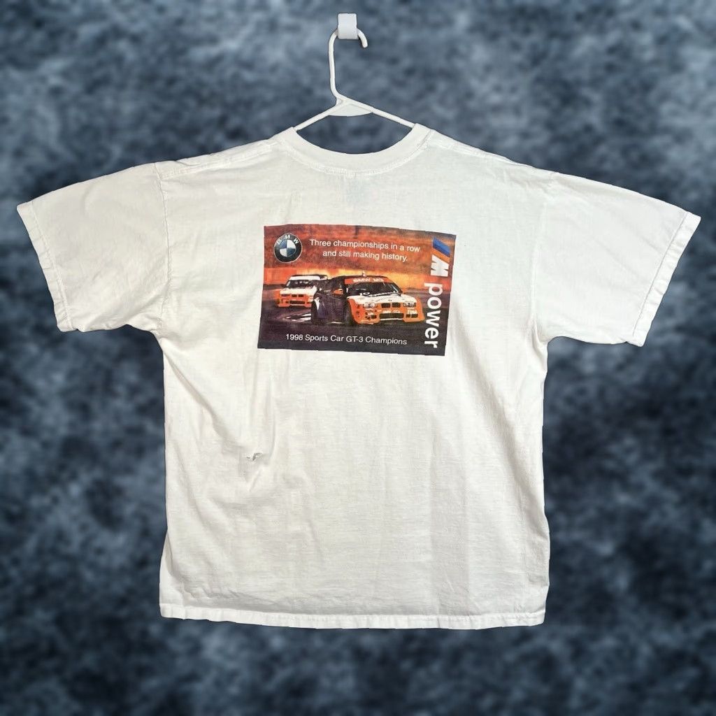 Gildan VINTAGE BMW M3 GT3 Champion Graphic Tee Adult XL White 1990s Mens Size US XL / EU 56 / 4 - 1 Thumbnail