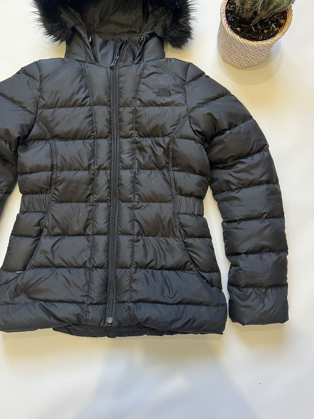 The North Face Vintage The North Face 550 Down Puffer Jacket Fur Size S / US 4 / IT 40 - 2 Thumbnail