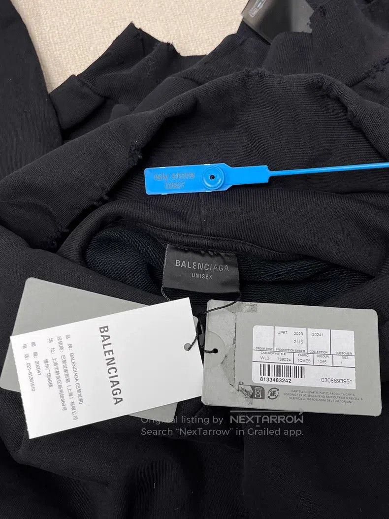 Balenciaga Balenciaga Letter Print Hooded Pullover Long Sleeve Sweats Size US S / EU 44-46 / 1 - 5 Thumbnail