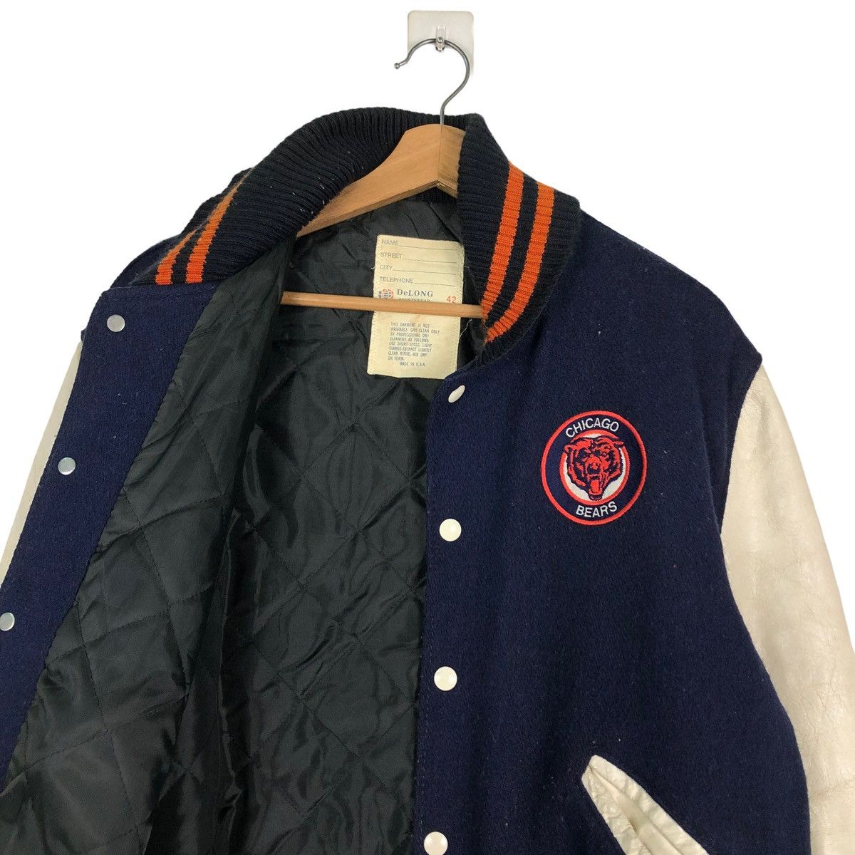 Toyo Enterprises 🔥VINTAGE LEATHER VARSITY JACKET DELONG USA CHICAGO BEARS Size US M / EU 48-50 / 2 - 14 Thumbnail