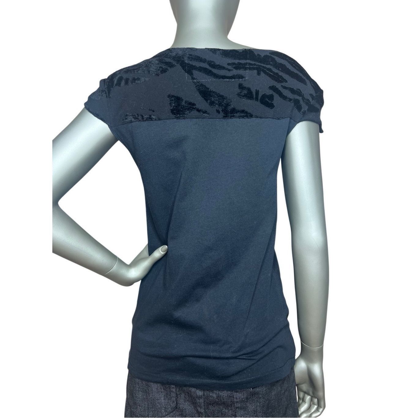 Custo Barcelona Custo Barcelona Black Textured T Shirt Size S / US 4 / IT 40 - 5 Thumbnail