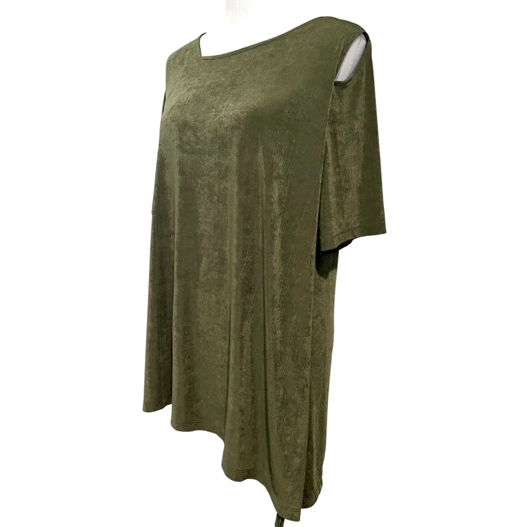 Vintage Chicos Travelers Blouse Tunic Short Sleeve Asymmetrical Cold Shoulder Slit Top Sz 3 XL Green Size XL / US 12-14 / IT 48-50 - 2 Thumbnail