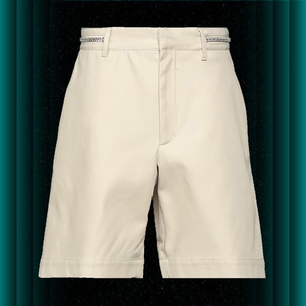 image of Givenchy Ooy1O0124 Shorts In Beige, Men's (Size 30)