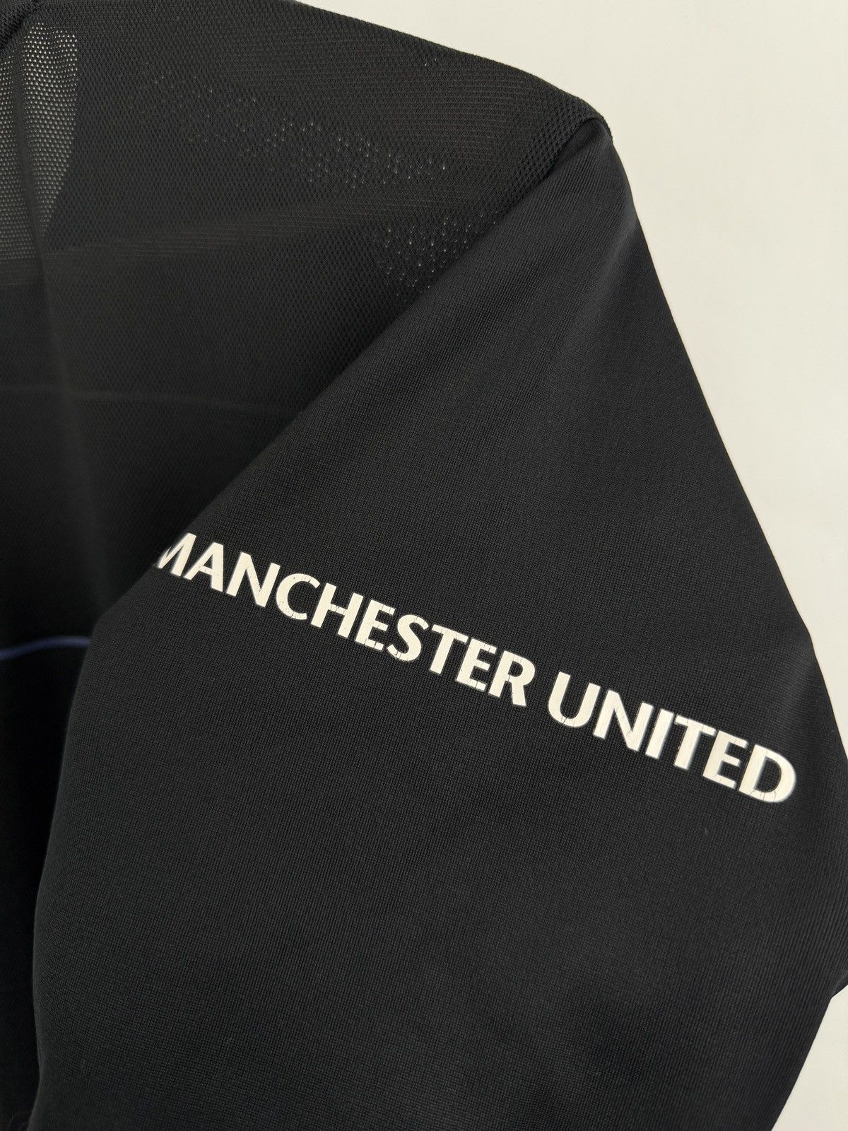 Nike 🏴󠁧󠁢󠁥󠁮󠁧󠁿Y2K Manchester United Nike 2008 Soccer Jersey Tee Blokecore Size US M / EU 48-50 / 2 - 11 Thumbnail